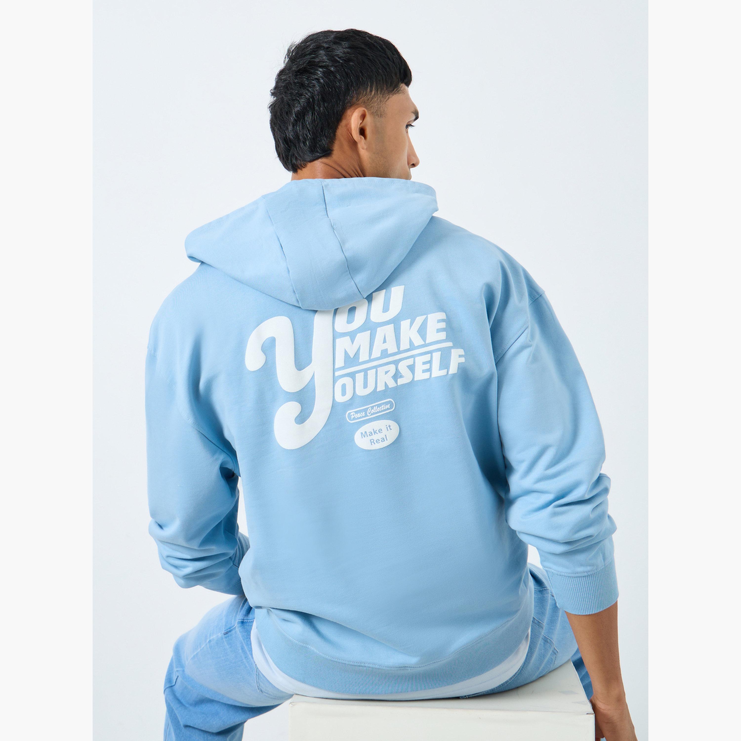 ستايلي - هودي حجم كبير بطبعة جرافيكية لون أزرق الفاتح-men-winterwear-hoodiesandsweatshirts-image-3