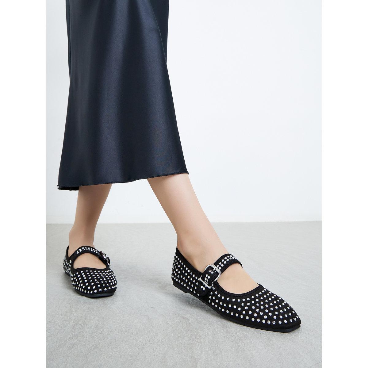 حذاء ماري جين بتفاصيل مُنمقة-women-shoes-ballerinas-image-1