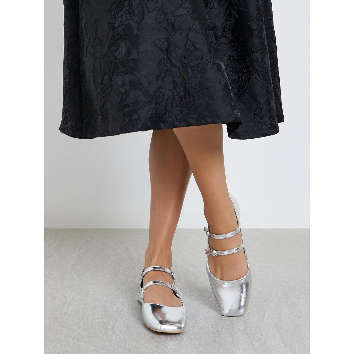 حذاء ميتاليك لامع بتفاصيل إبزيم-women-shoes-ballerinas-image-1