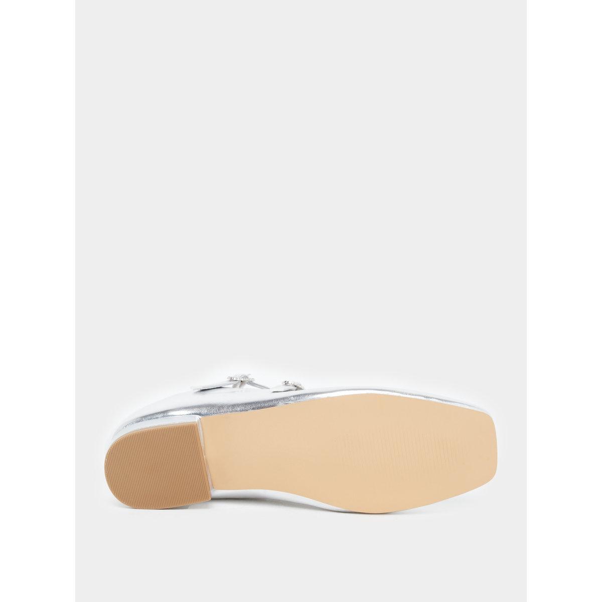 حذاء ميتاليك لامع بتفاصيل إبزيم-women-shoes-ballerinas-image-7