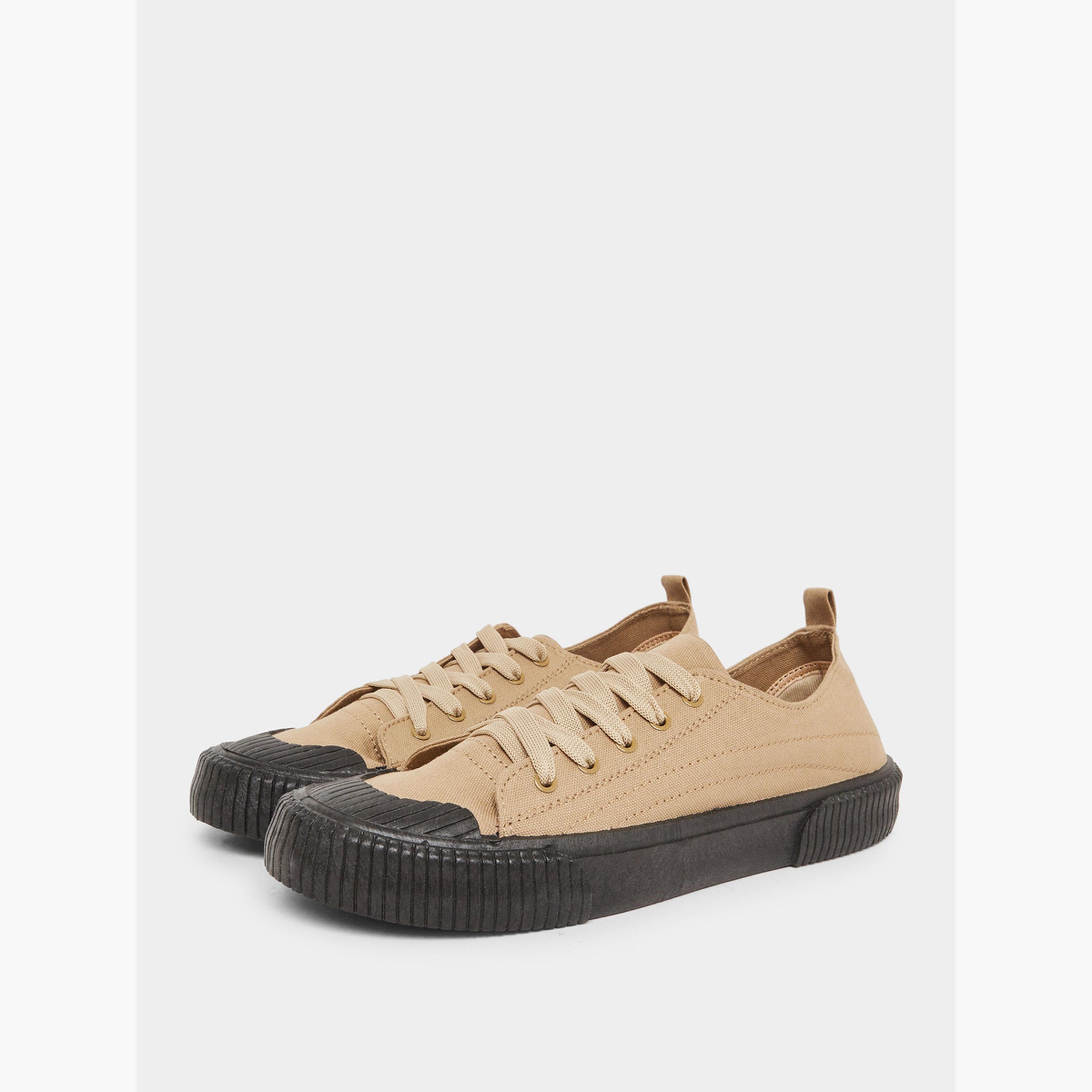 حذاء سنيكرز كانفاس بنعل أسود-men-shoes-sneakers-image-1