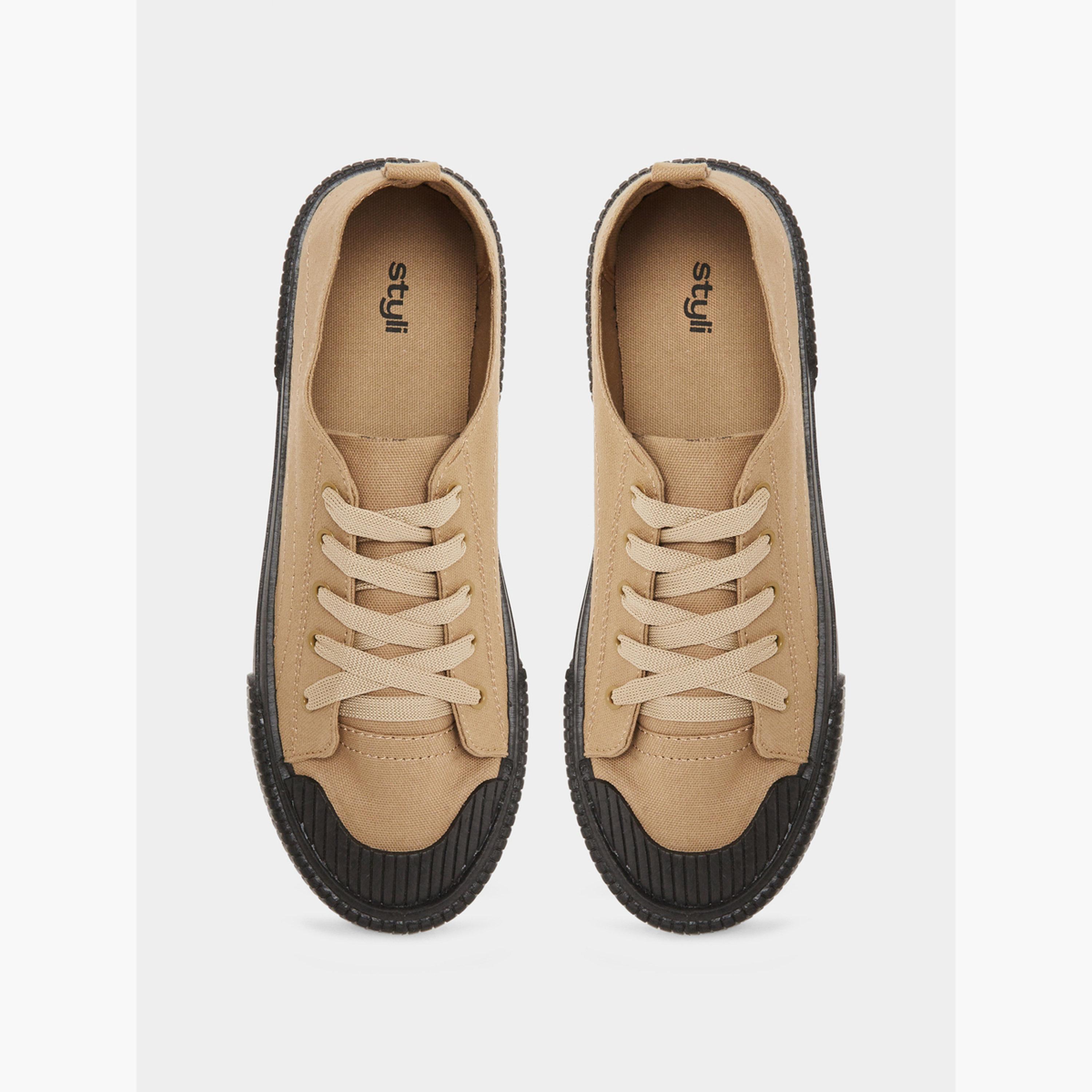 حذاء سنيكرز كانفاس بنعل أسود-men-shoes-sneakers-image-5