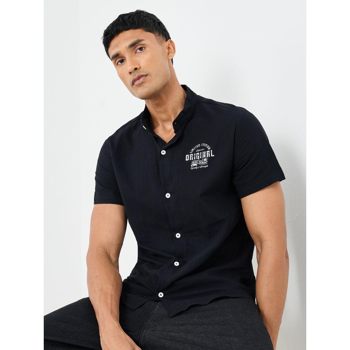 قميص بطبعة جرافيك وأزرار-men-clothing-shirts-image-1