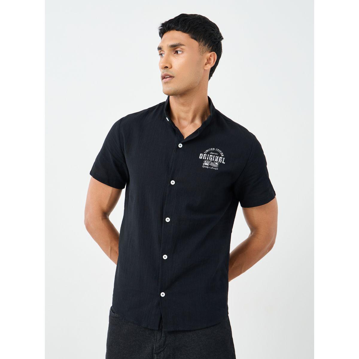 قميص بطبعة جرافيك وأزرار-men-clothing-shirts-image-3