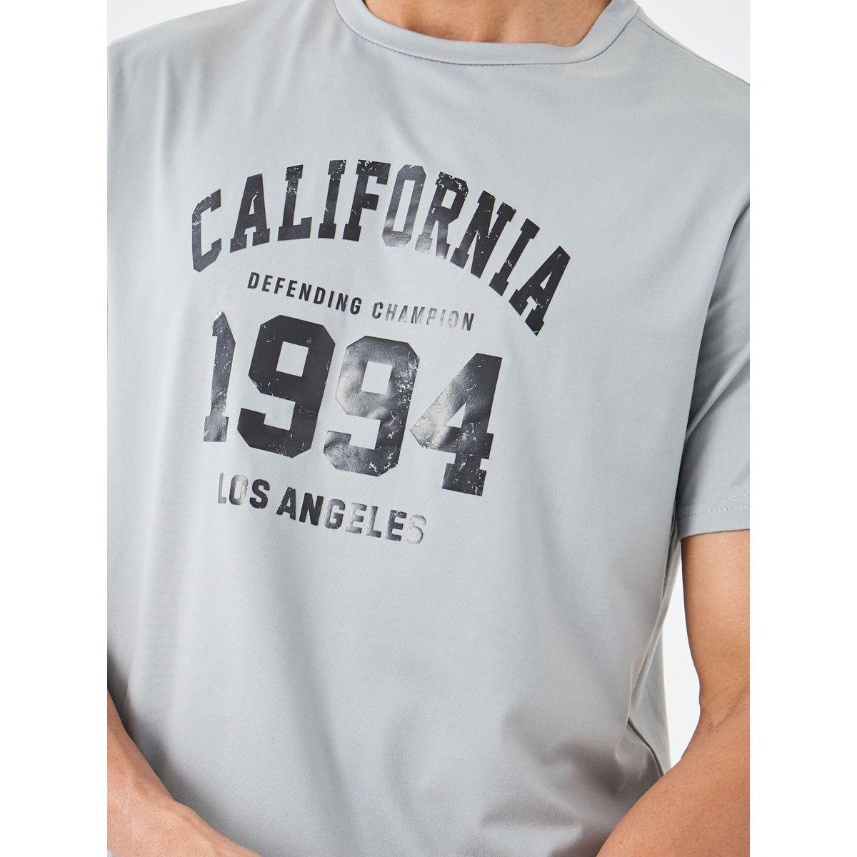 تيشيرت بطبعة كتابة وقصة عادية مع ياقة دائرية-men-clothing-tshirtsandpolos-tshirts-image-1