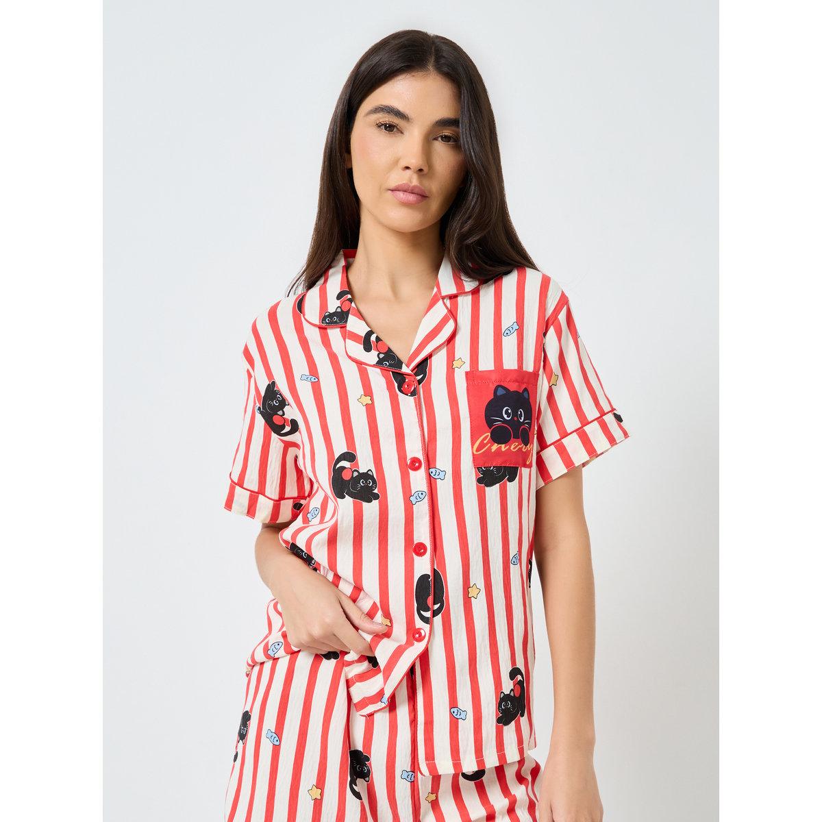 طقم من شورت بيجاما وبلوزة مخططة-women-clothing-nightwear-pyjamas-longsets-image-2