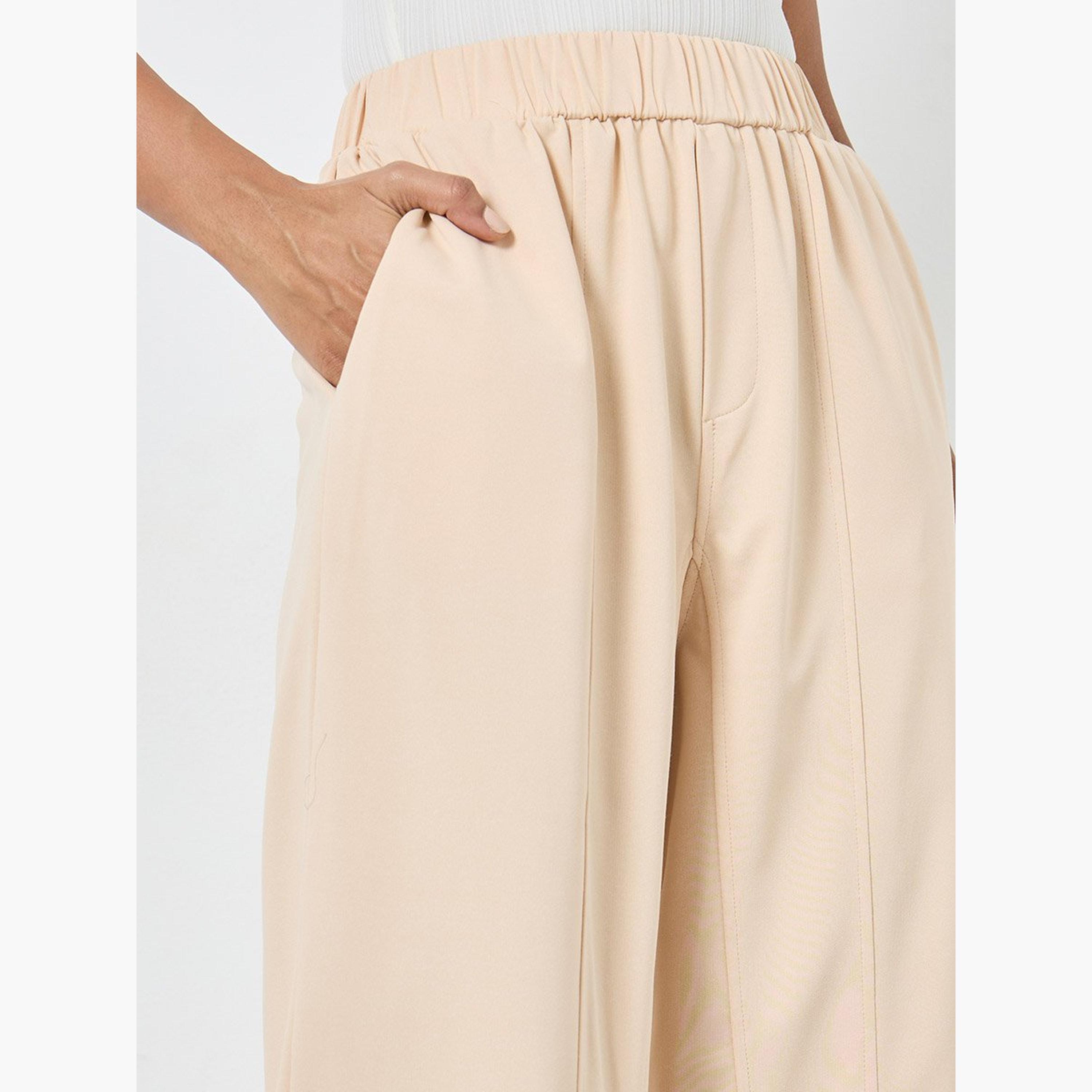 تيك تو - بنطال رياضي سادة باللون البيج مع خصر مطاطي-women-clothing-bottoms-joggers-image-3