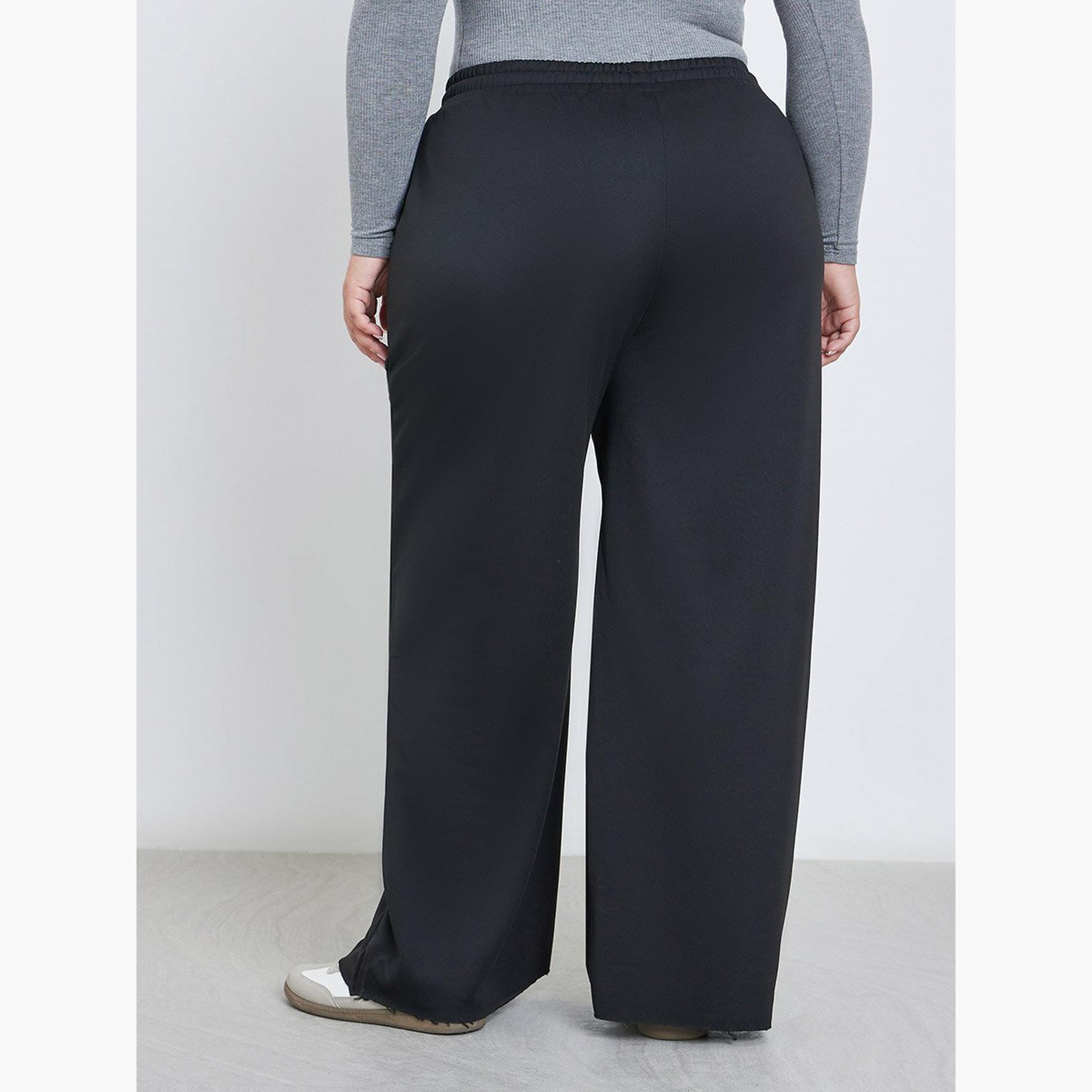 ستايلي - بنطال رياضي أسود واسع الساق مع خصر برباط-women-clothing-bottoms-joggers-image-4