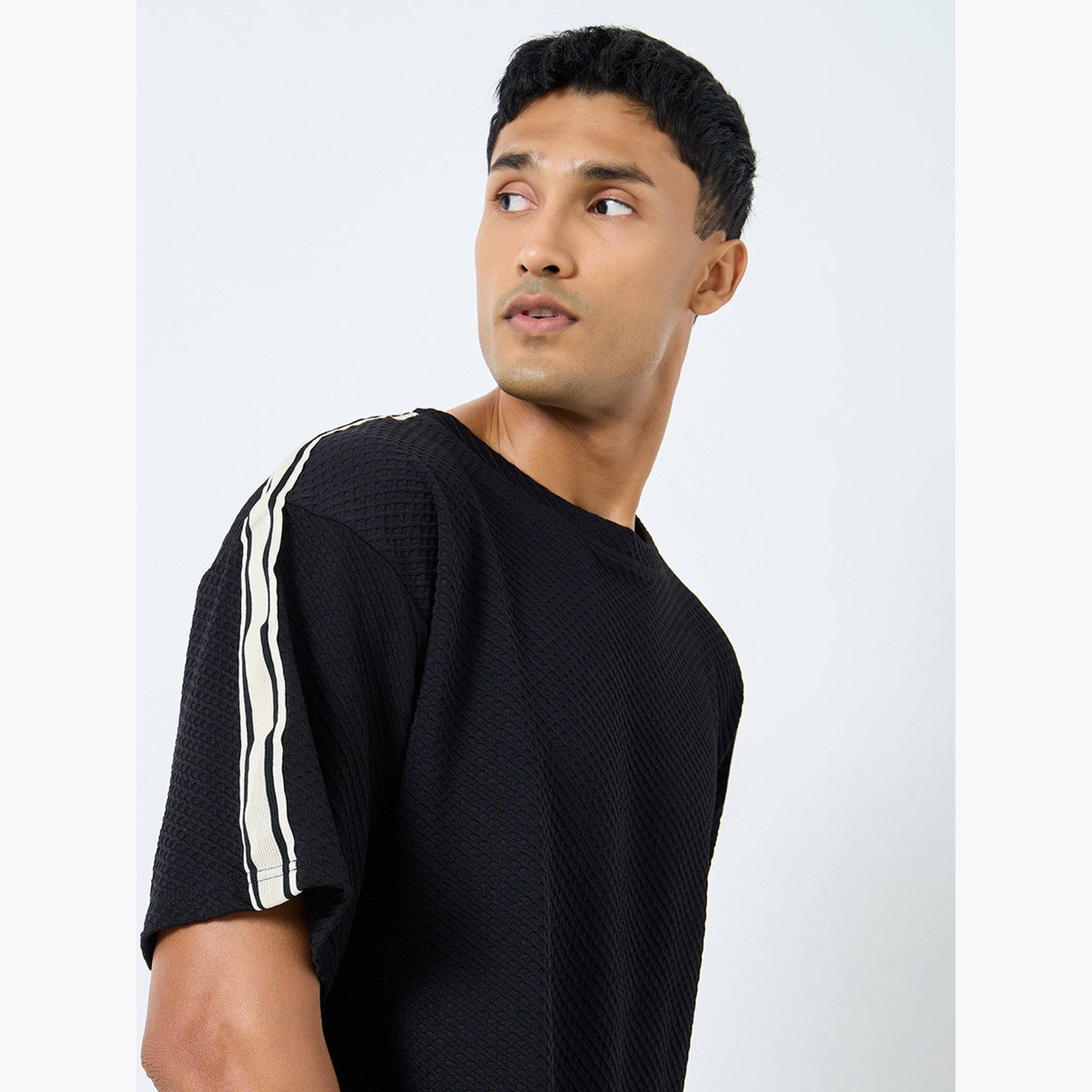 Styli Men Oversized Side Taping T-Shirt and Shorts Co-Ords-men-clothing-coordsets-image-3