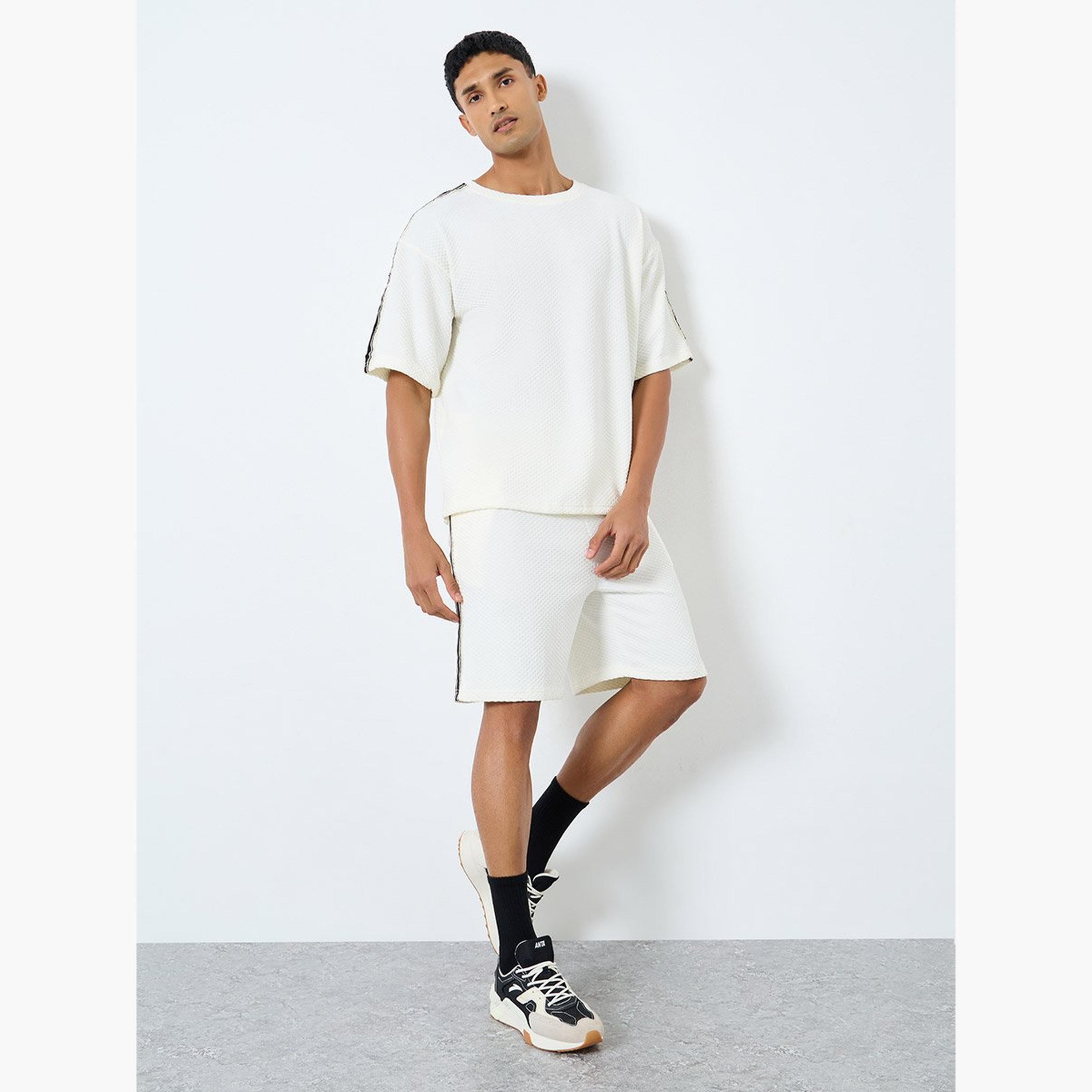 Styli Men Oversized Side Taping T-Shirt and Shorts Co-Ords-men-clothing-coordsets-image-1