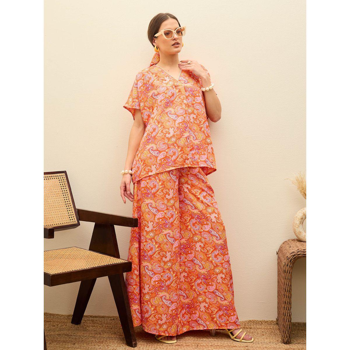 طقم منسق من بنطال وبلوزة بطبعة بيزلي-women-clothing-coordsets-image-1