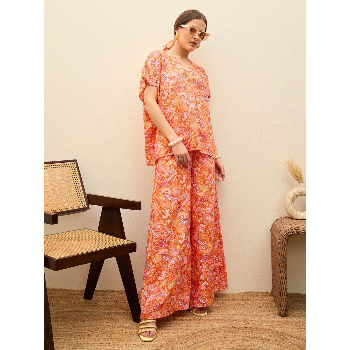 طقم منسق من بنطال وبلوزة بطبعة بيزلي-women-clothing-coordsets-image-6