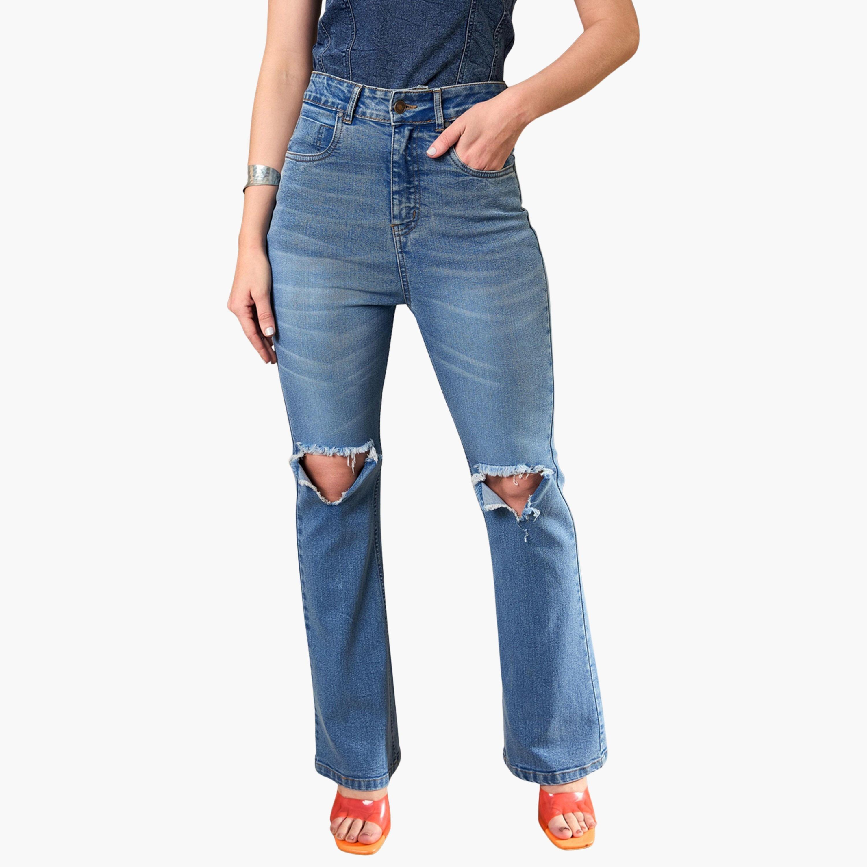 ساسافراس - بنطال جينز أزرق بقصّة عند الركبة وأسفل الجرس-women-clothing-bottoms-jeans-image-1