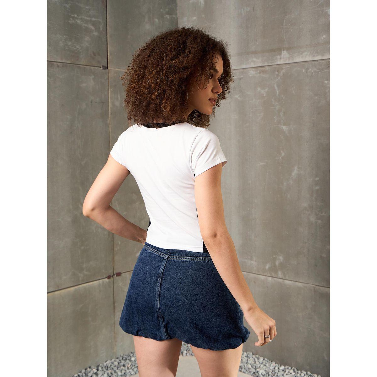 تيشيرت مُزين بطبعة وتفاصيل مُتباينة-women-clothing-tshirts-image-5
