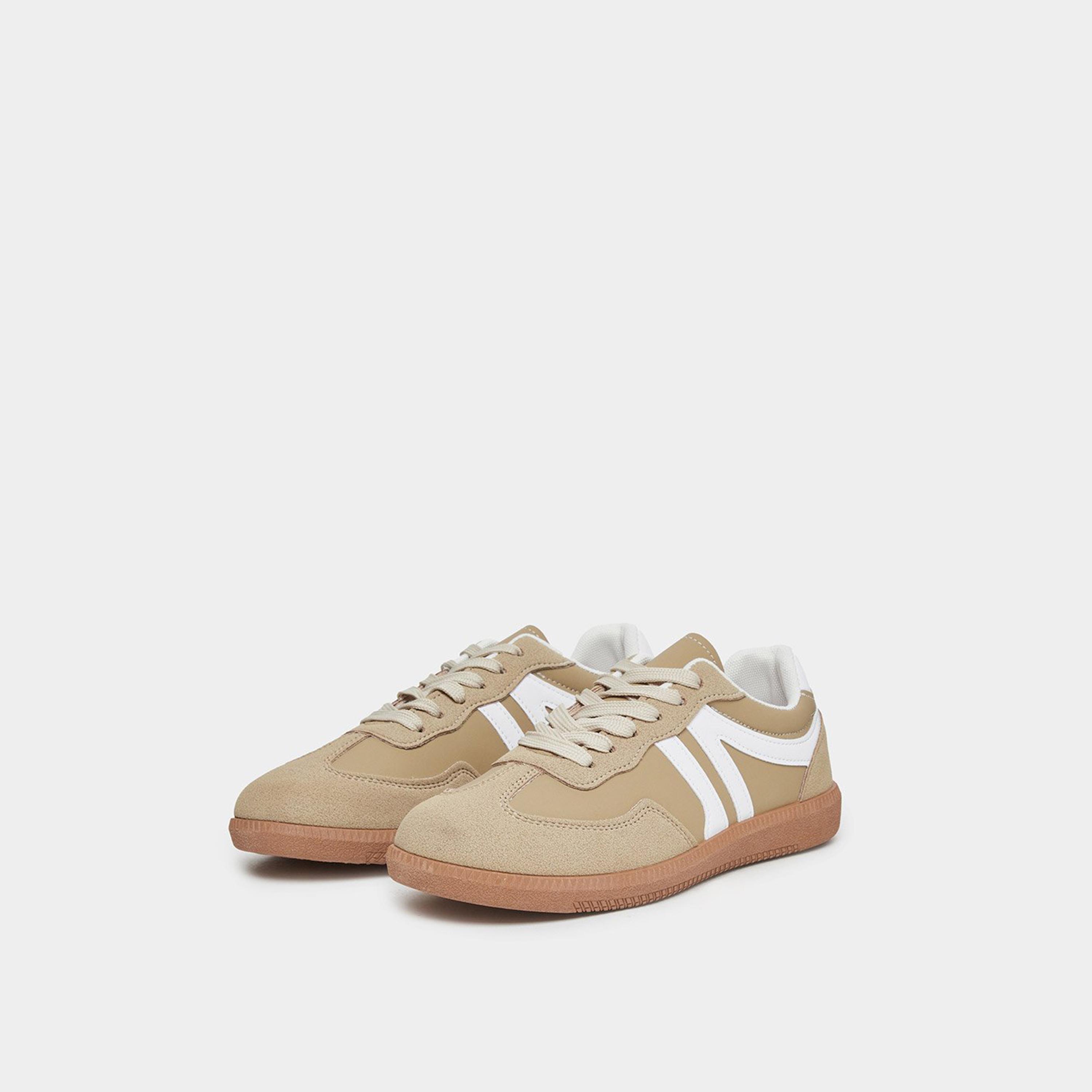 ستايلي - حذاء رياضي مخطط برباط-women-shoes-sneakers-image-1