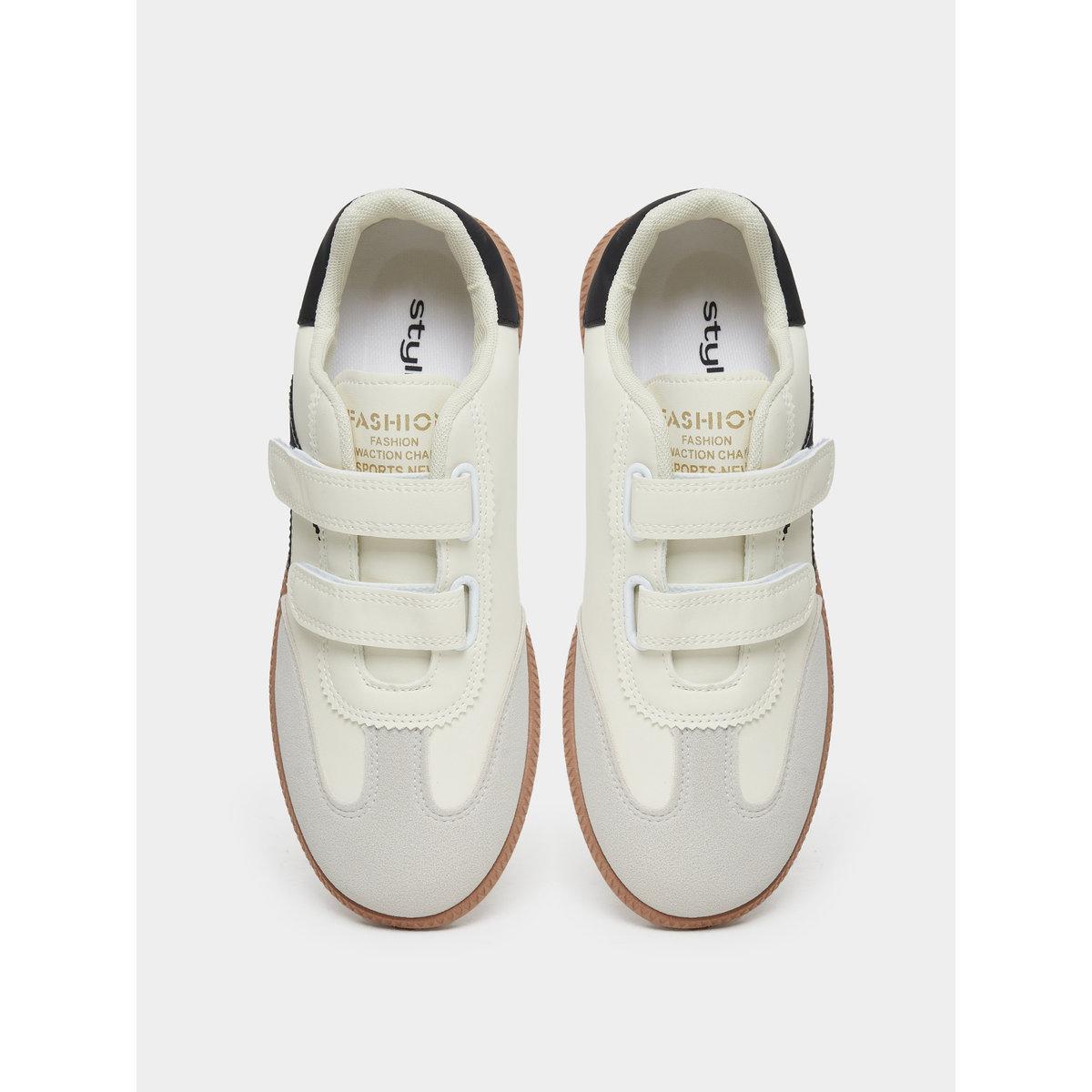 Styli Panelled Sneakers with Hook and Loop Closure-women-shoes-sneakers-image-6