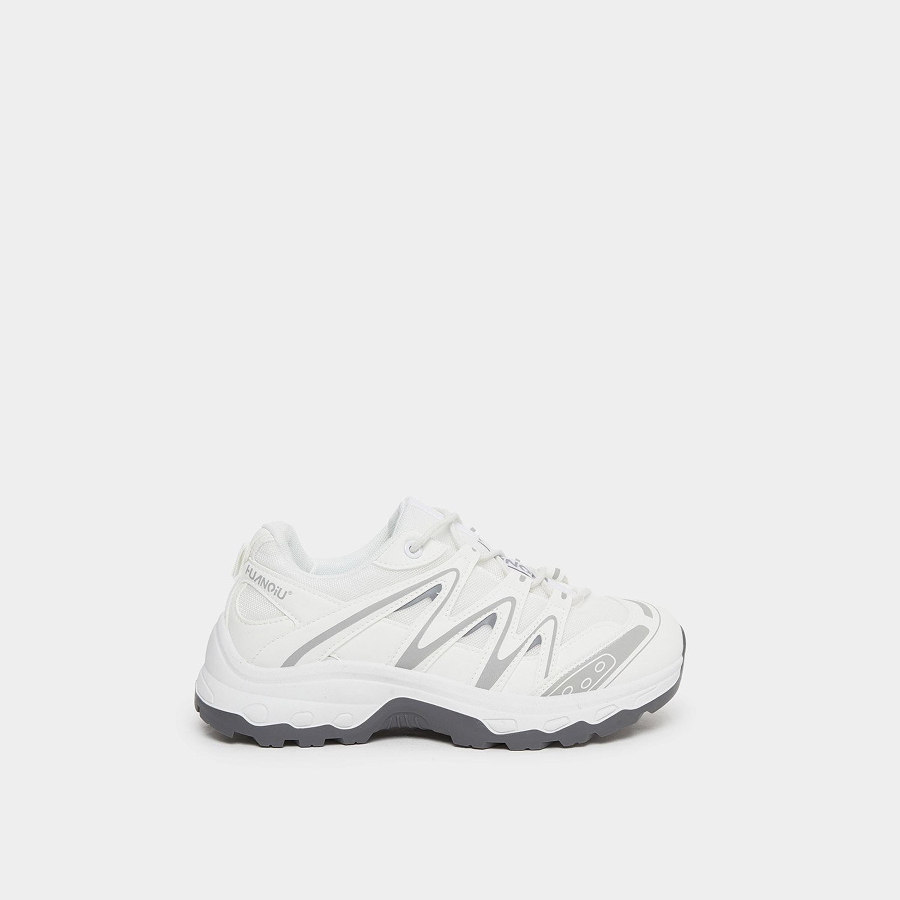 ستايلي - حذاء رياضي أبيض سميك برباط-women-shoes-sneakers-image-3