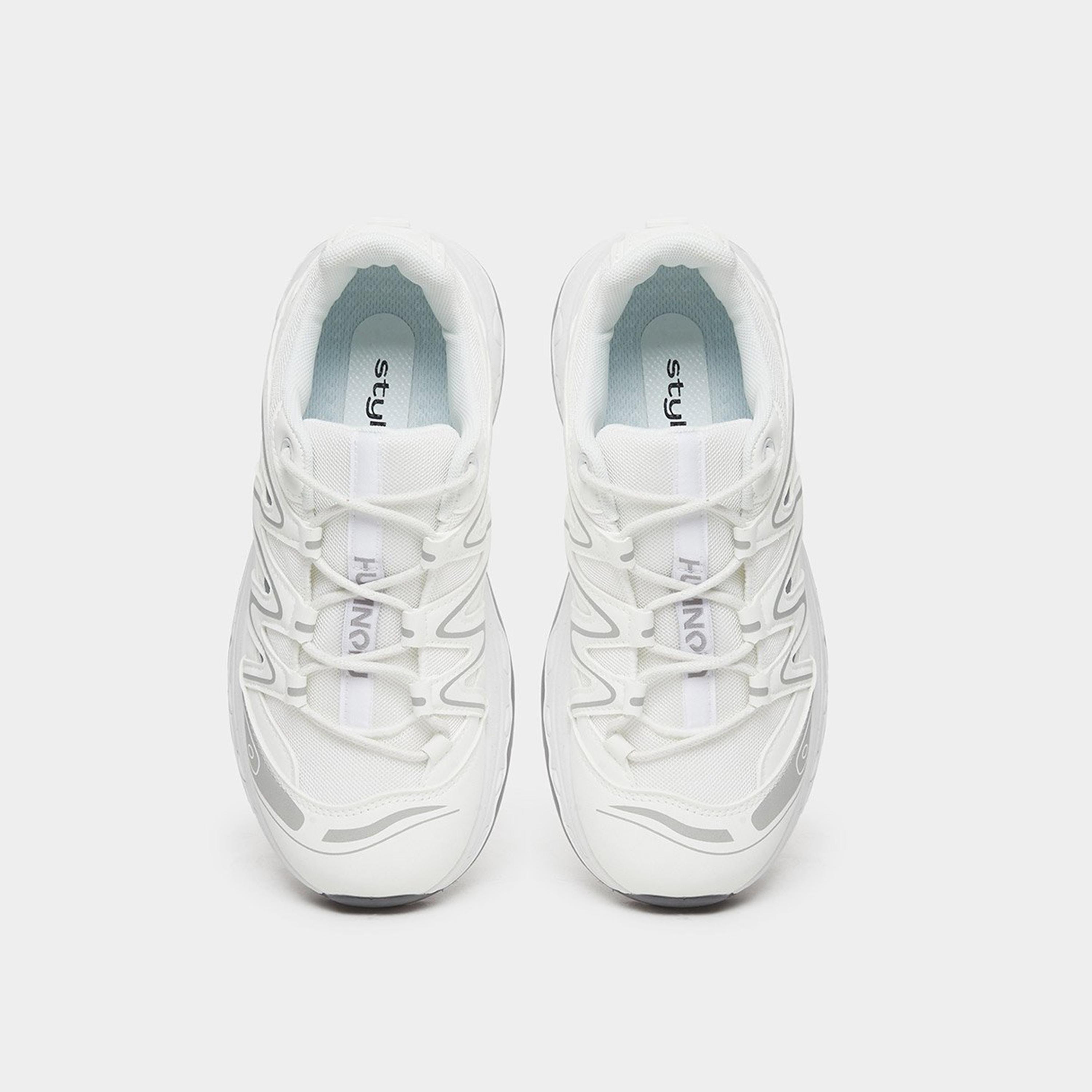 ستايلي - حذاء رياضي أبيض سميك برباط-women-shoes-sneakers-image-6