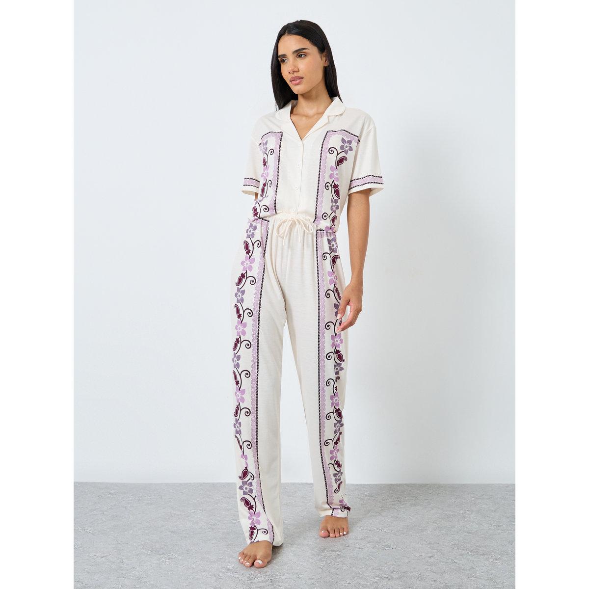 طقم من بنطال بيجاما وبلوزة بطبعة زهور-women-clothing-nightwear-pyjamas-longsets-image-4