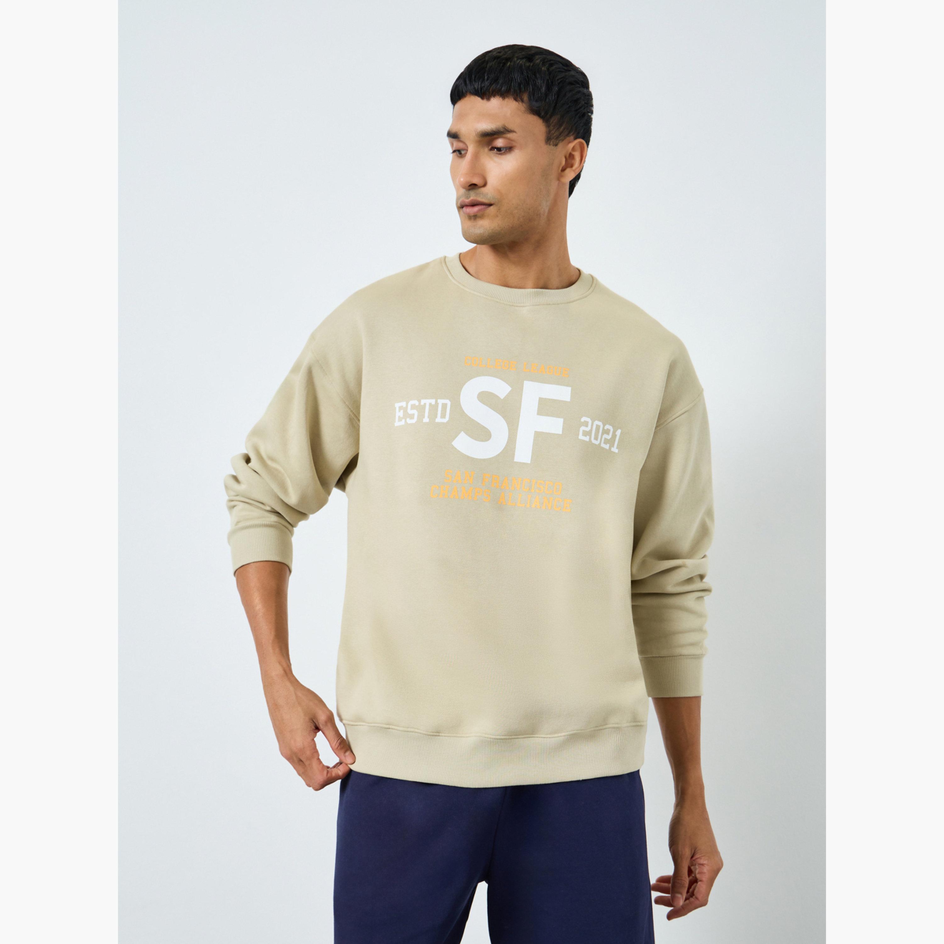 سويت شيرت فليس بطبعة شعار-men-winterwear-hoodiesandsweatshirts-image-1