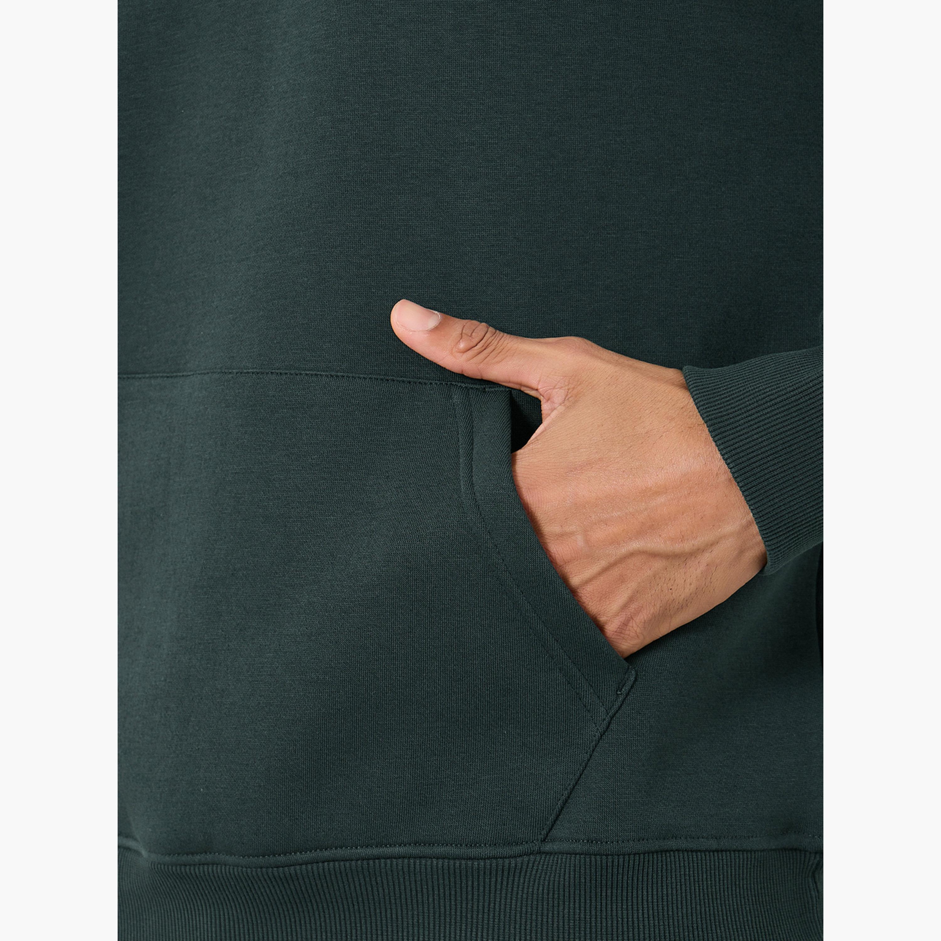 هودي واسع بطبعة كتابة بلون أزرق داكن-men-winterwear-hoodiesandsweatshirts-image-4