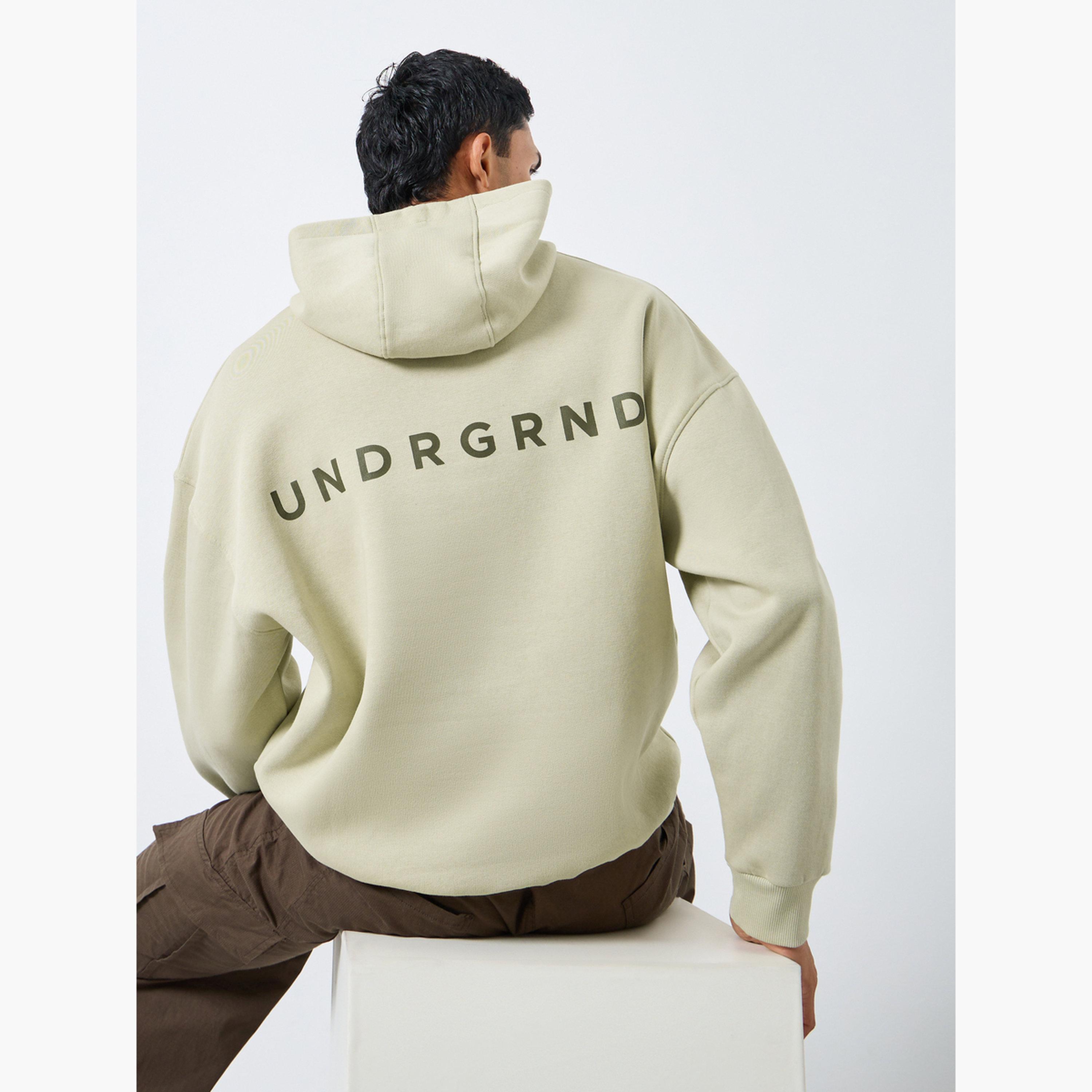 هودي فليس واسع بطبعة كتابة على الظهر-men-winterwear-hoodiesandsweatshirts-image-3