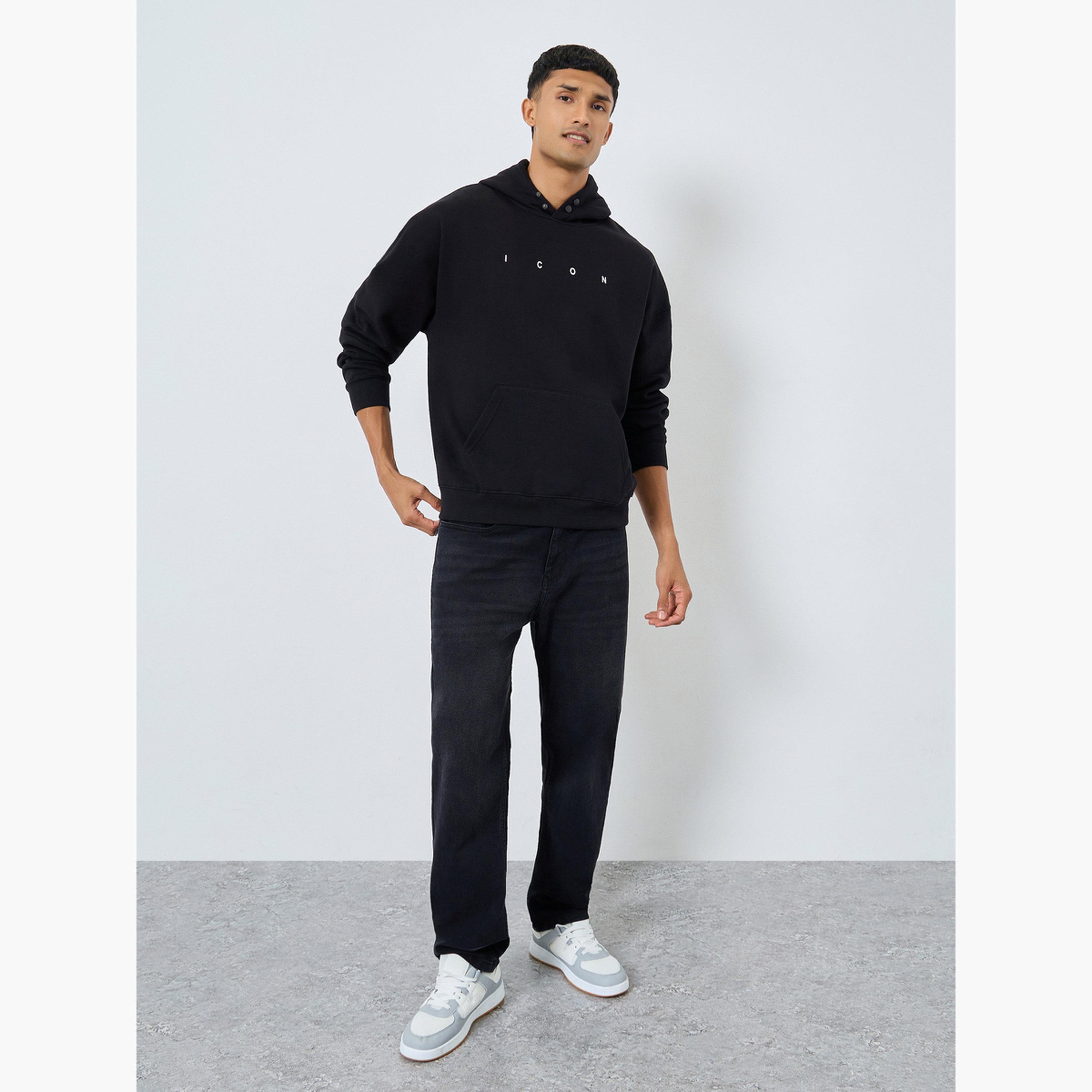 ستايلي - هودي من الصوف نقشة نص تصميم واسع باللون الأسود للرجال -men-winterwear-hoodiesandsweatshirts-image-2