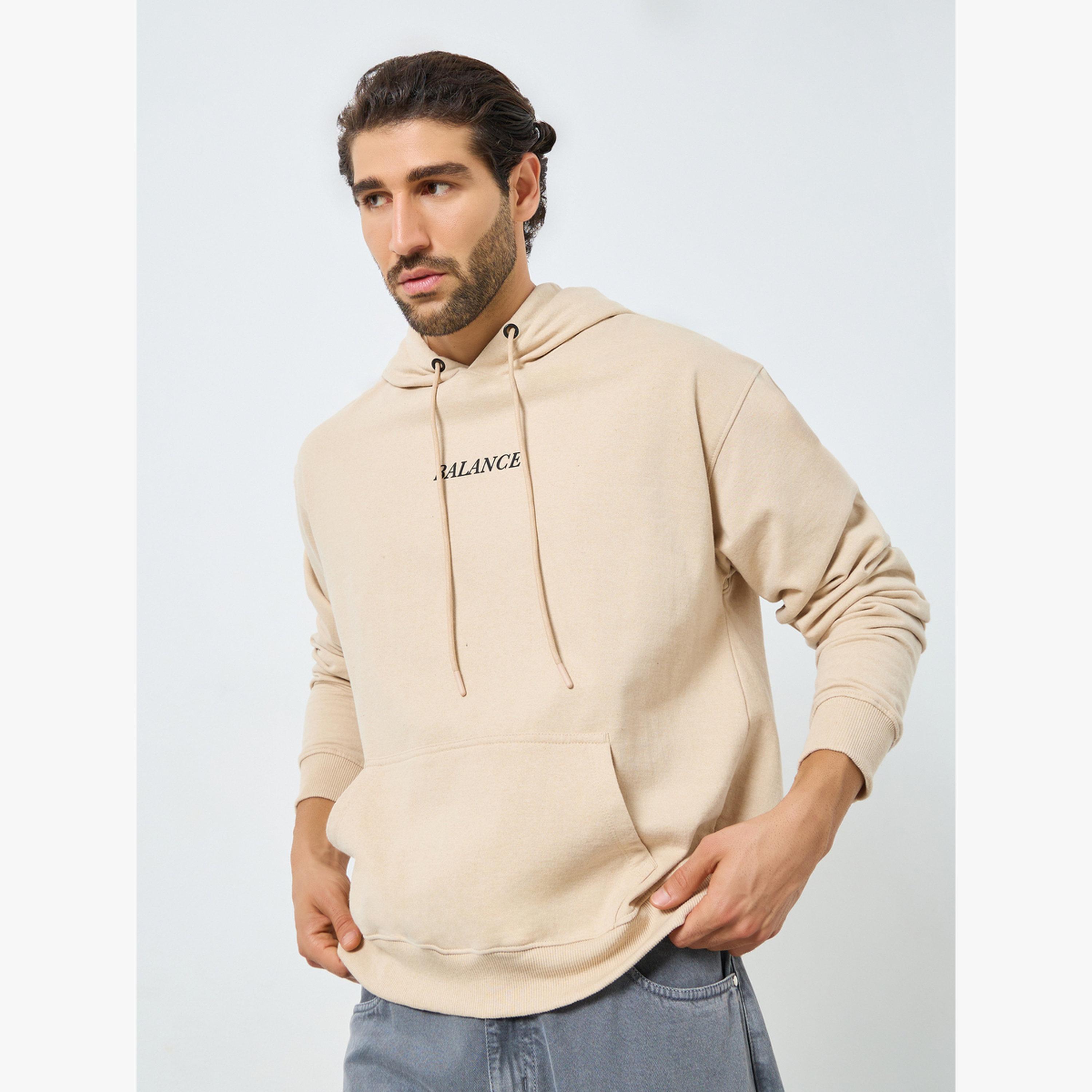 هودي صوف بقصة مريحة بجيوب كانجارو-men-clothing-hoodiesandsweatshirts-image-1