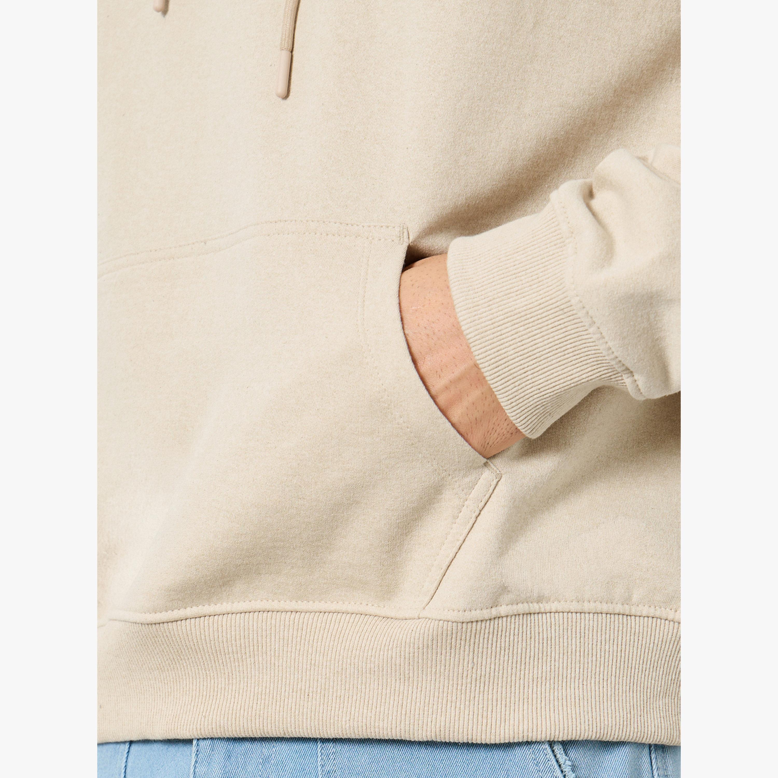 هودي بكتابة بقصة مريحة-men-clothing-hoodiesandsweatshirts-image-3