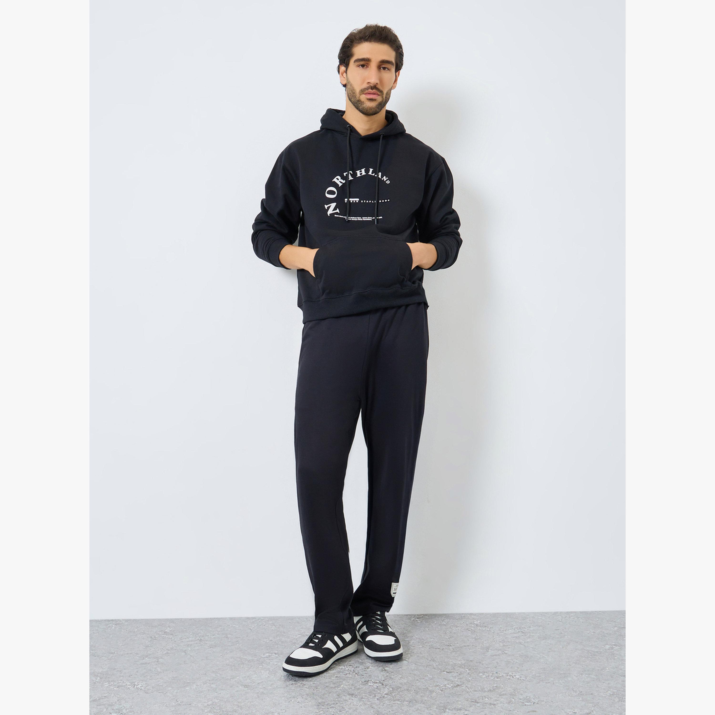 هودي فليس بقصة مريحة وطبعة نافرة-men-clothing-hoodiesandsweatshirts-image-2