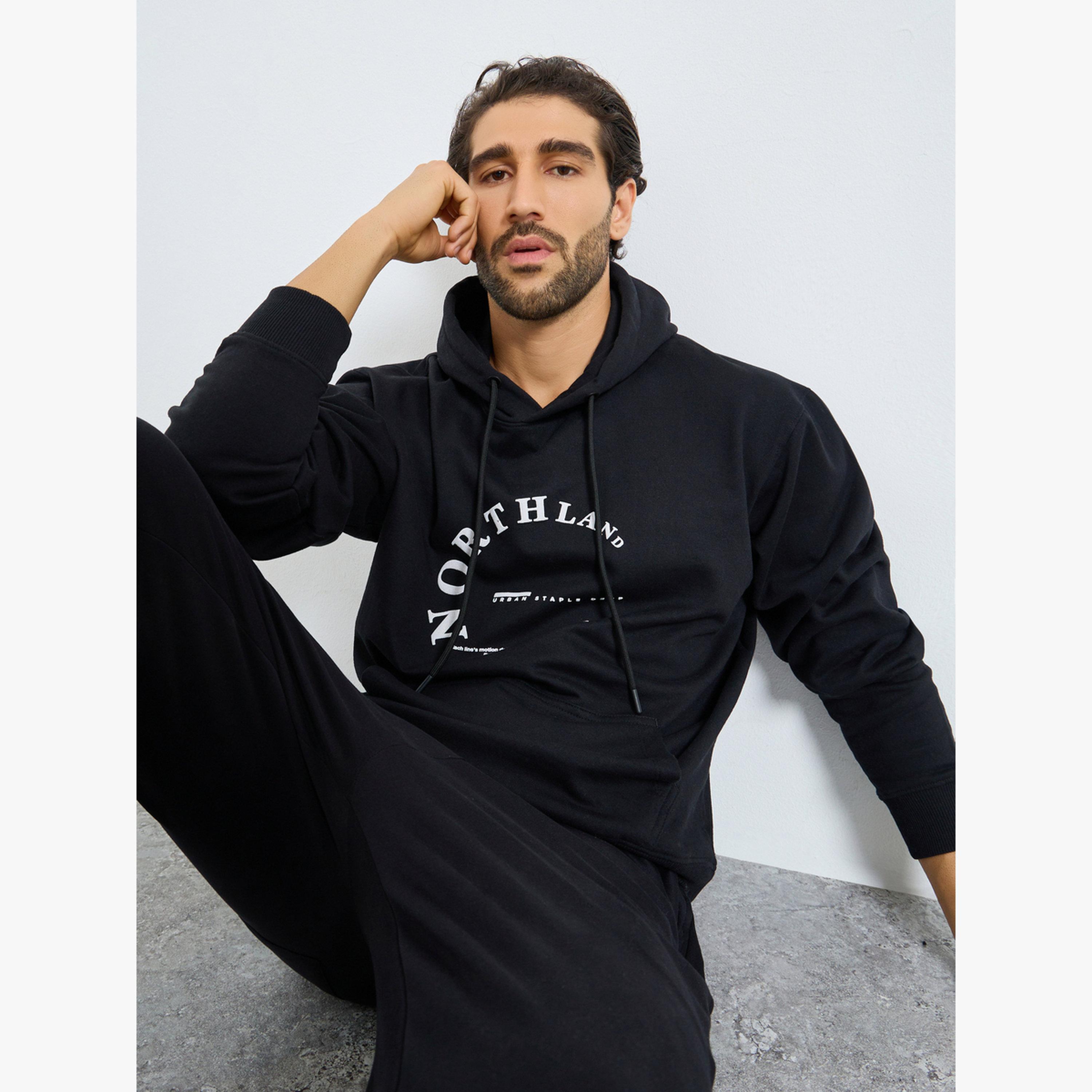 هودي فليس بقصة مريحة وطبعة نافرة-men-clothing-hoodiesandsweatshirts-image-3