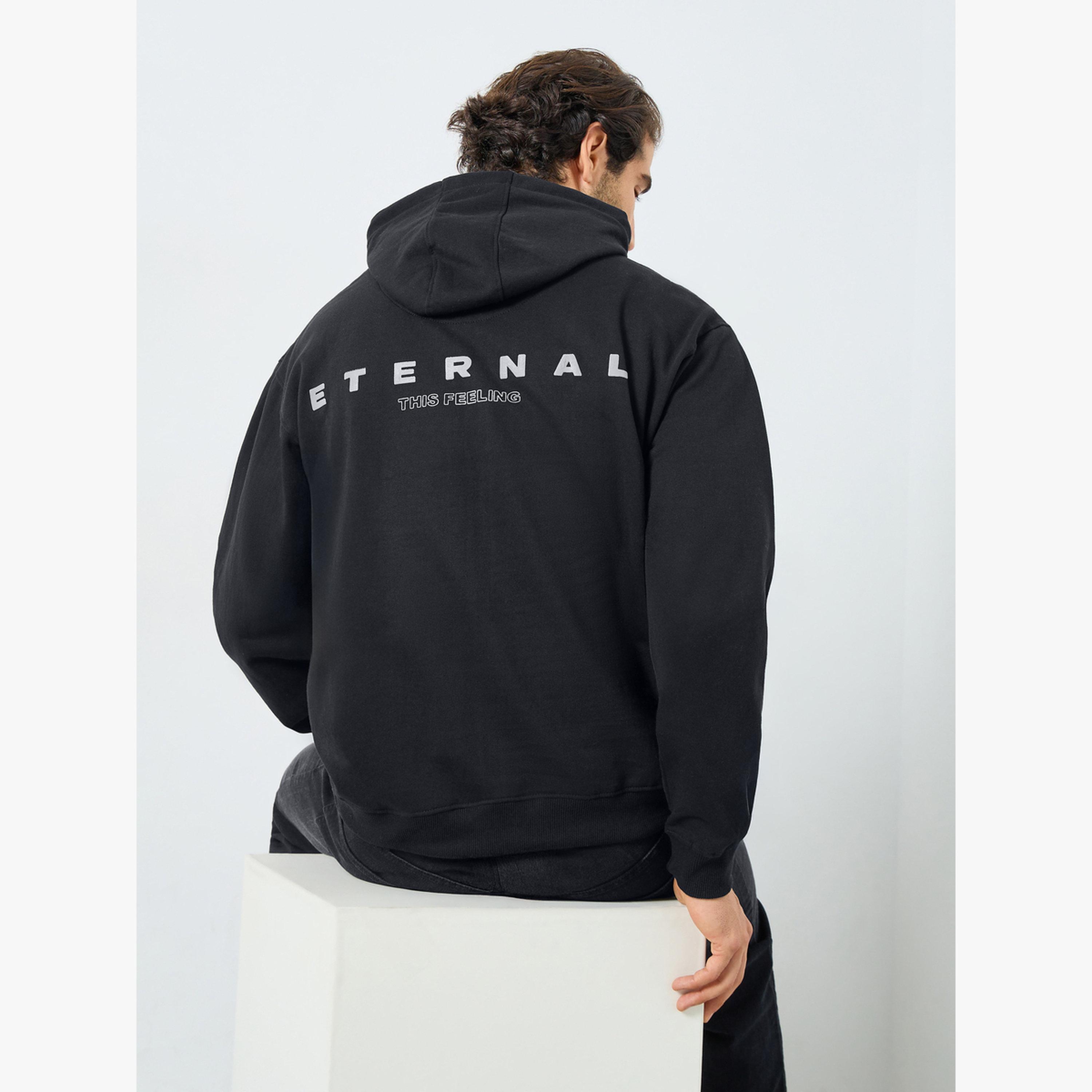 هودي فليس بطبعة اتش دي وقصة مريحة-men-clothing-hoodiesandsweatshirts-image-4