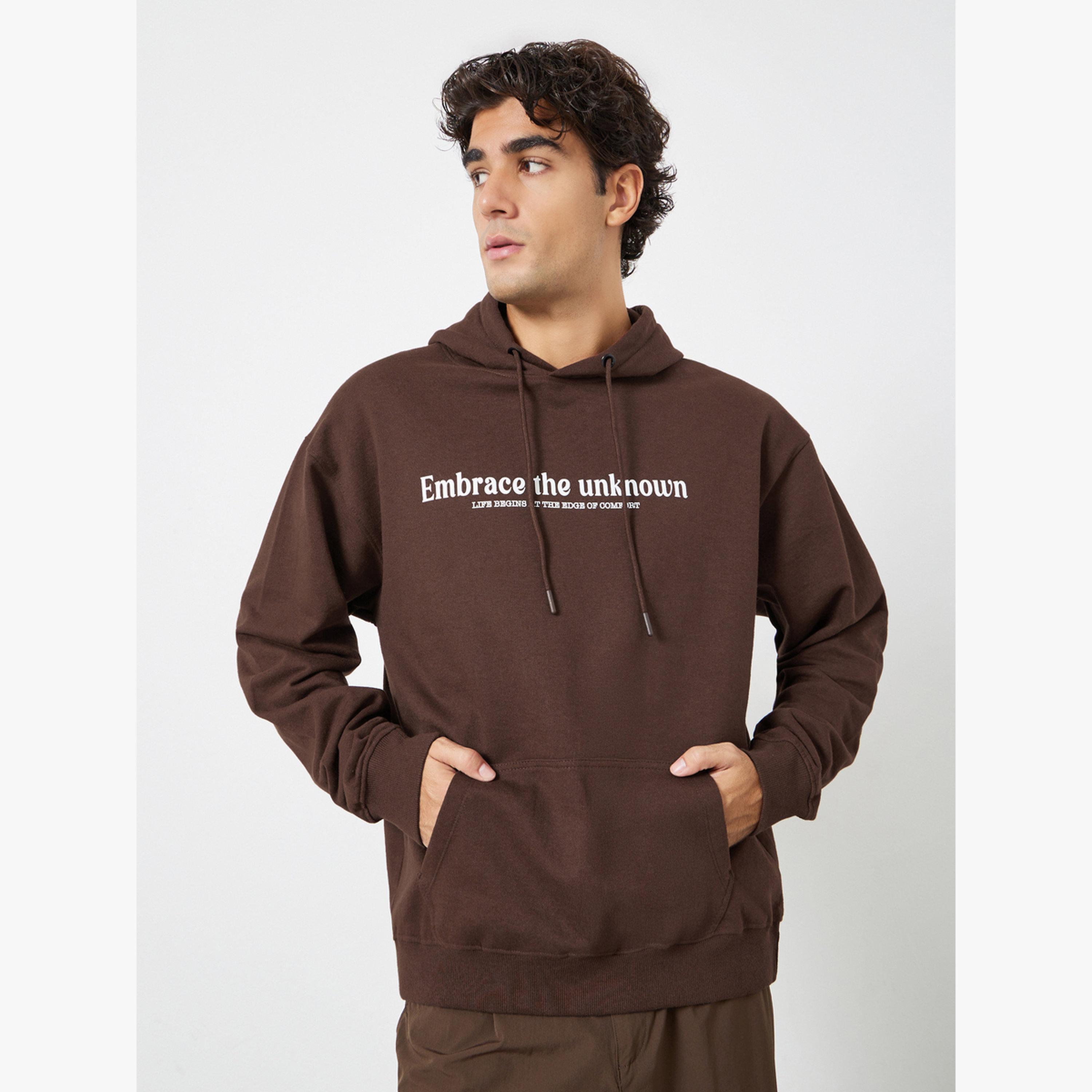 هودي صوف مطبوع بقصة مريحة-men-clothing-hoodiesandsweatshirts-image-1