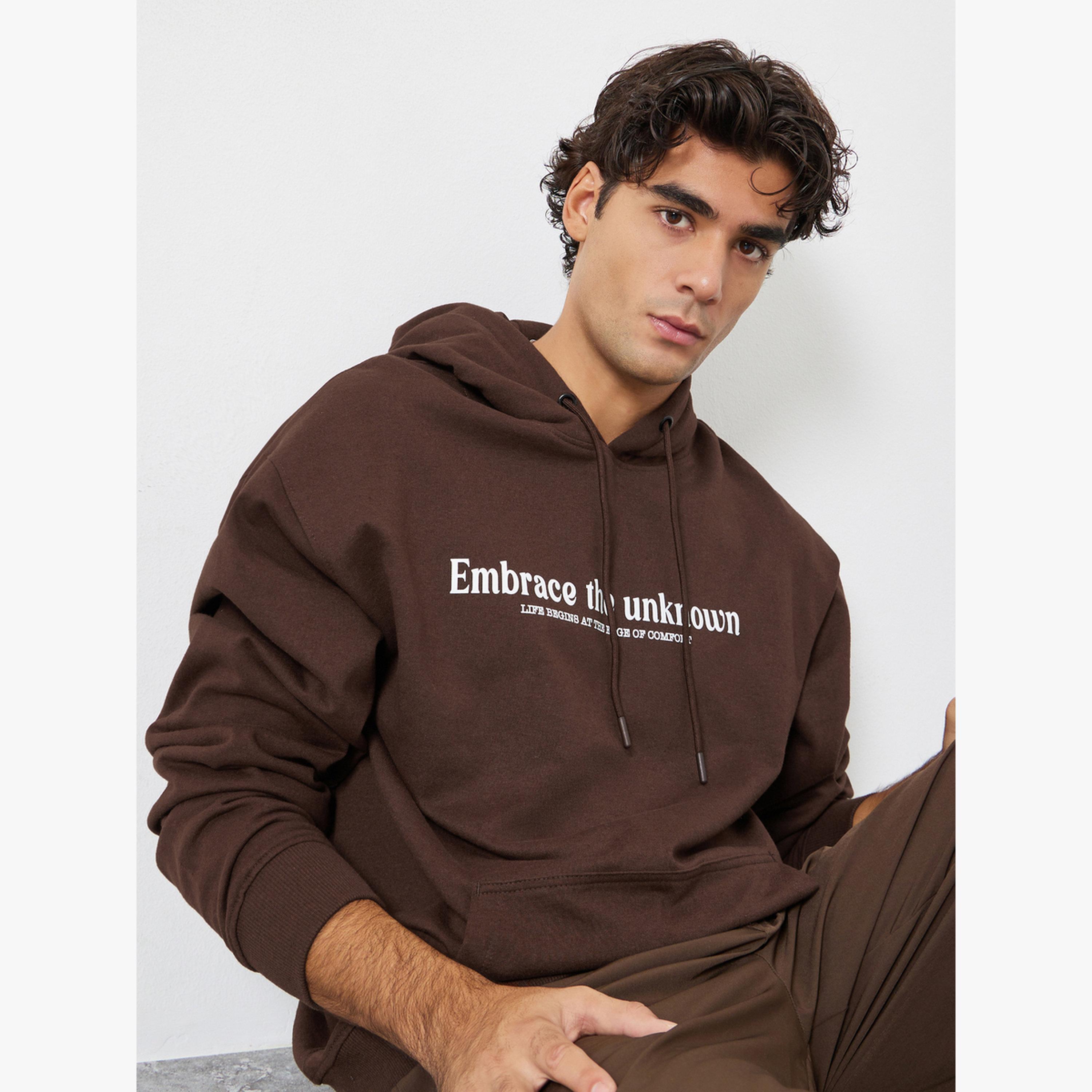 هودي صوف مطبوع بقصة مريحة-men-clothing-hoodiesandsweatshirts-image-3