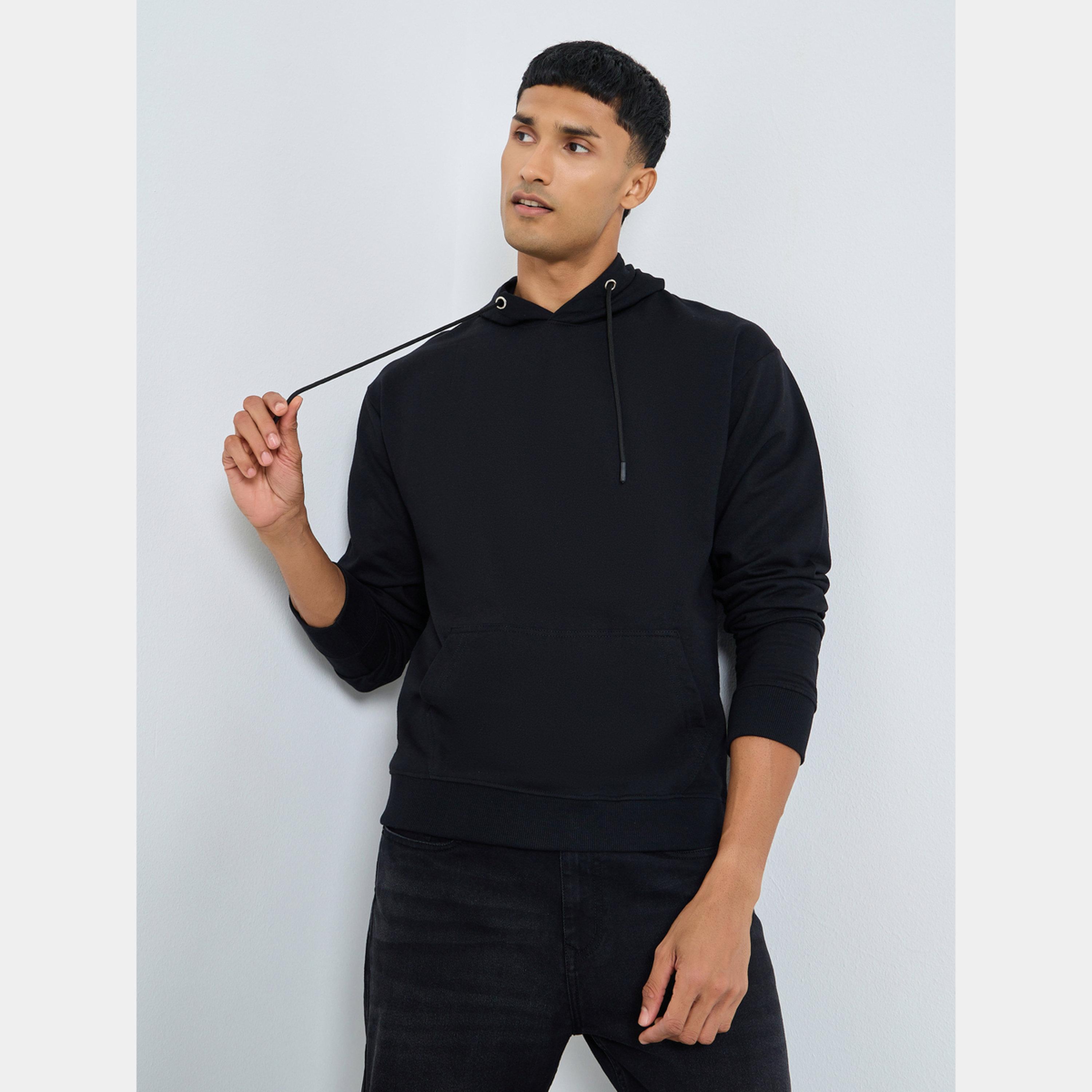 ستايلي - هودي رجالي بأكمام طويلة وياقة بغطاء للرأس طباعة Eco Earth Travel-men-winterwear-hoodiesandsweatshirts-image-1