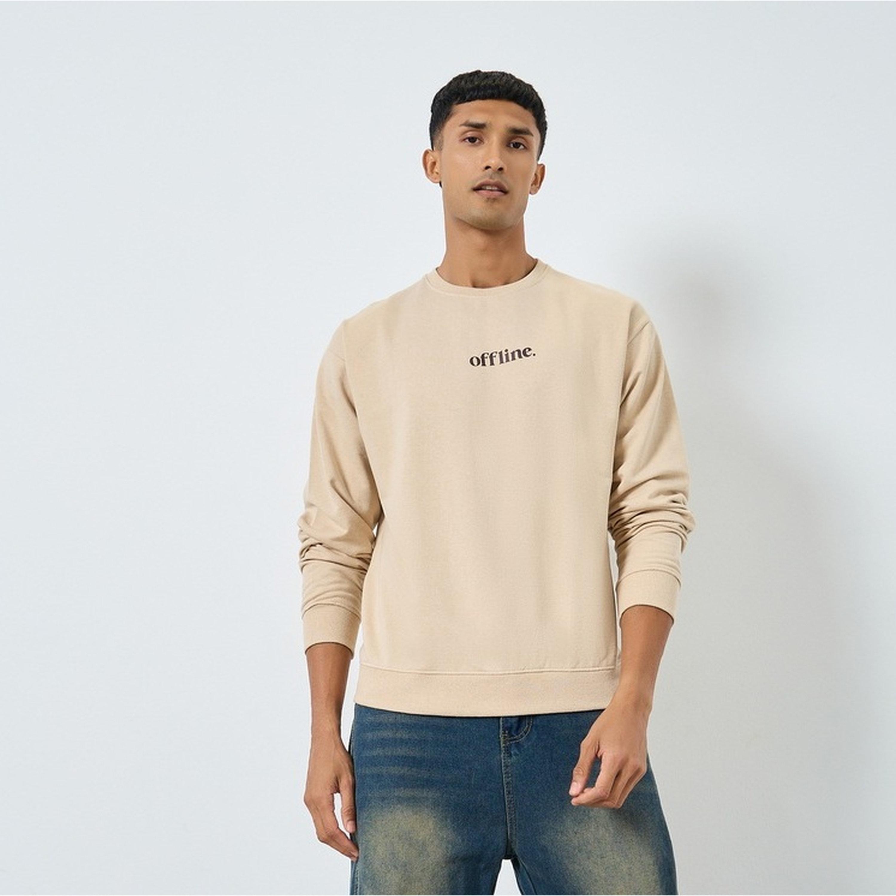 ستايلي - سويت شيرت مريح نقشة شعار لون أوف وايت للرجال -men-winterwear-hoodiesandsweatshirts-image-1