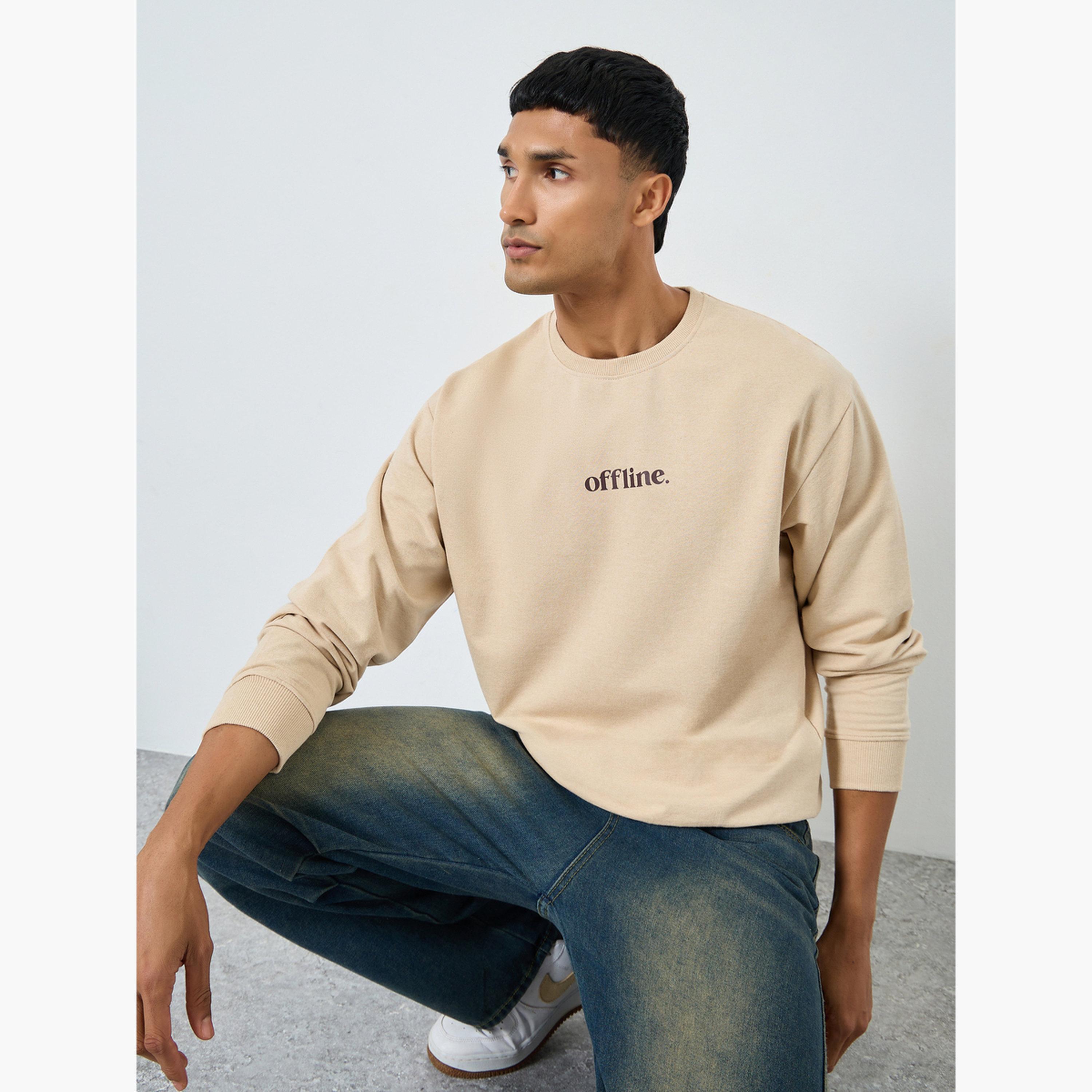 ستايلي - سويت شيرت مريح نقشة شعار لون أوف وايت للرجال -men-winterwear-hoodiesandsweatshirts-image-2