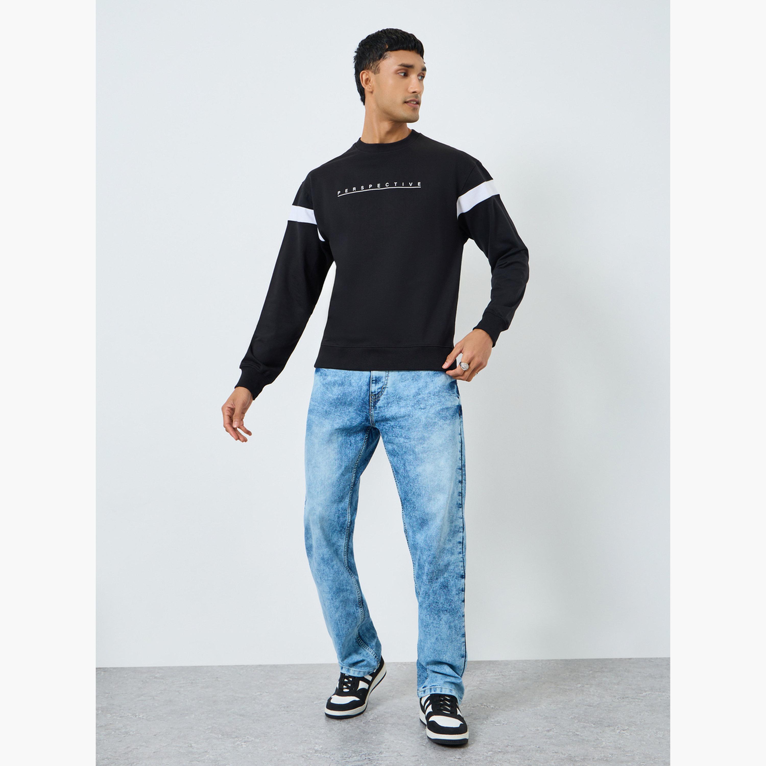 سويت شيرت تيري بطبعة شعار-men-winterwear-hoodiesandsweatshirts-image-2