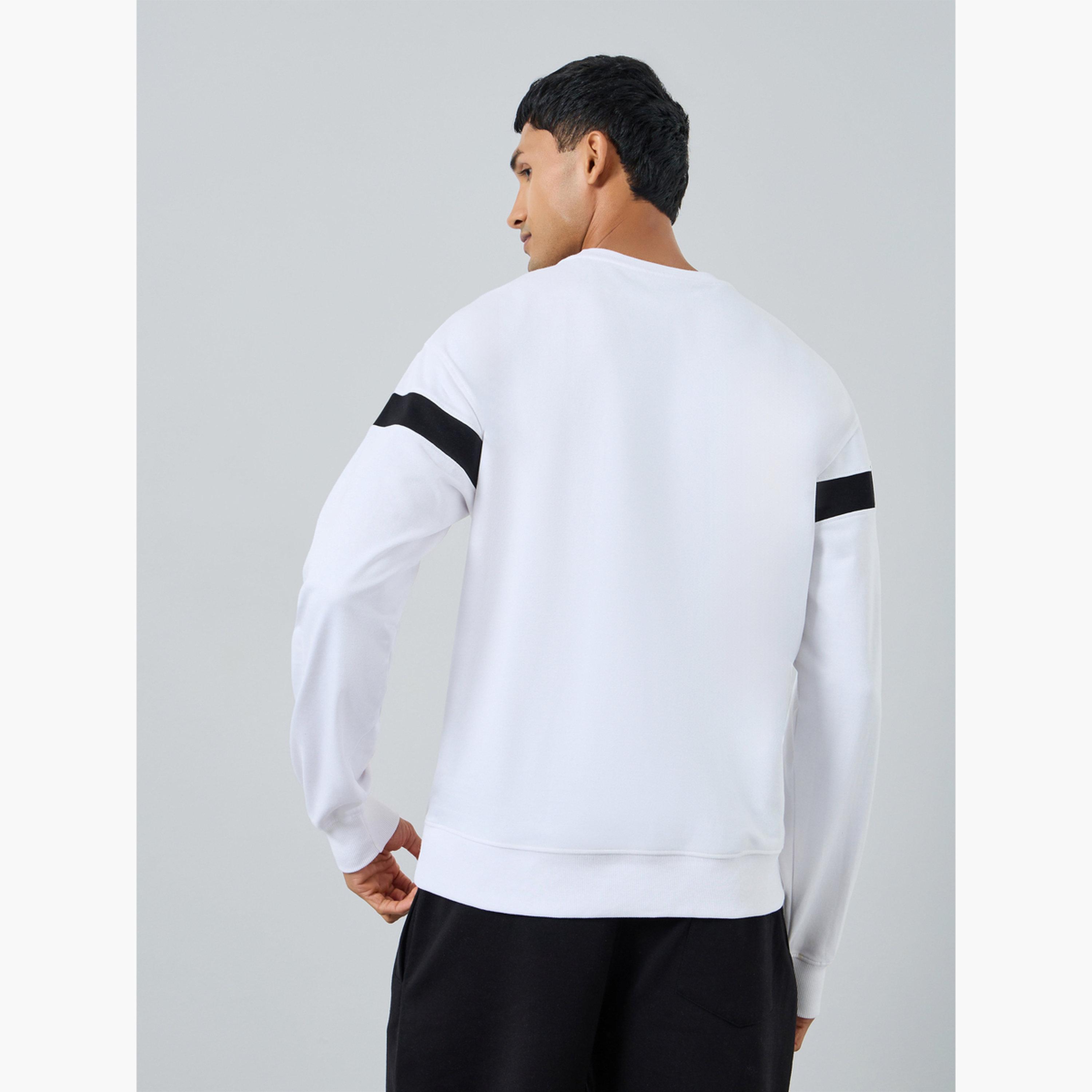 سويت شيرت بطبعة بيرسبكتيف-men-winterwear-hoodiesandsweatshirts-image-3