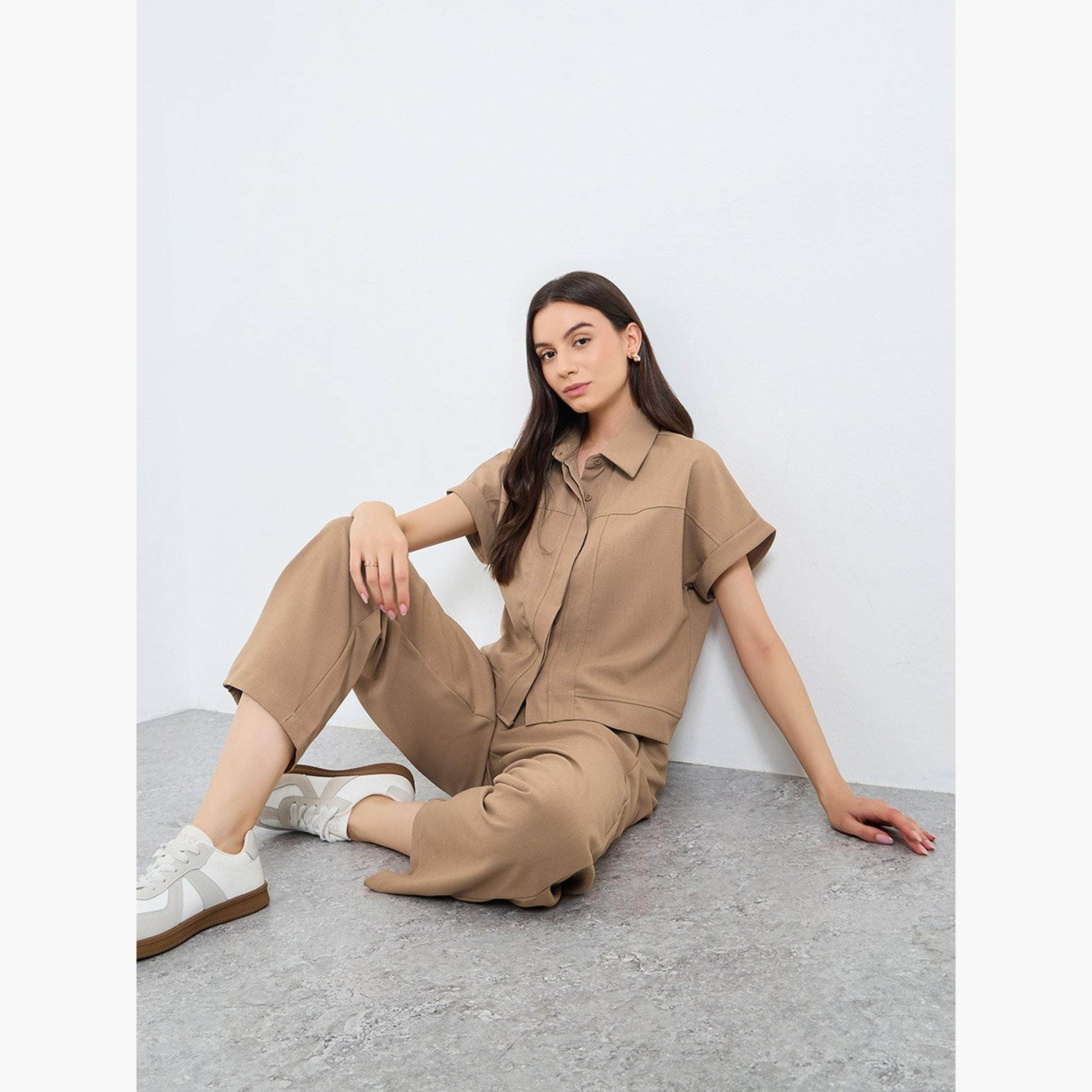 تيك تو - طقم مكون من بلوزة سادة بأزرار وبنطال فضفاض-women-clothing-coordsets-image-5