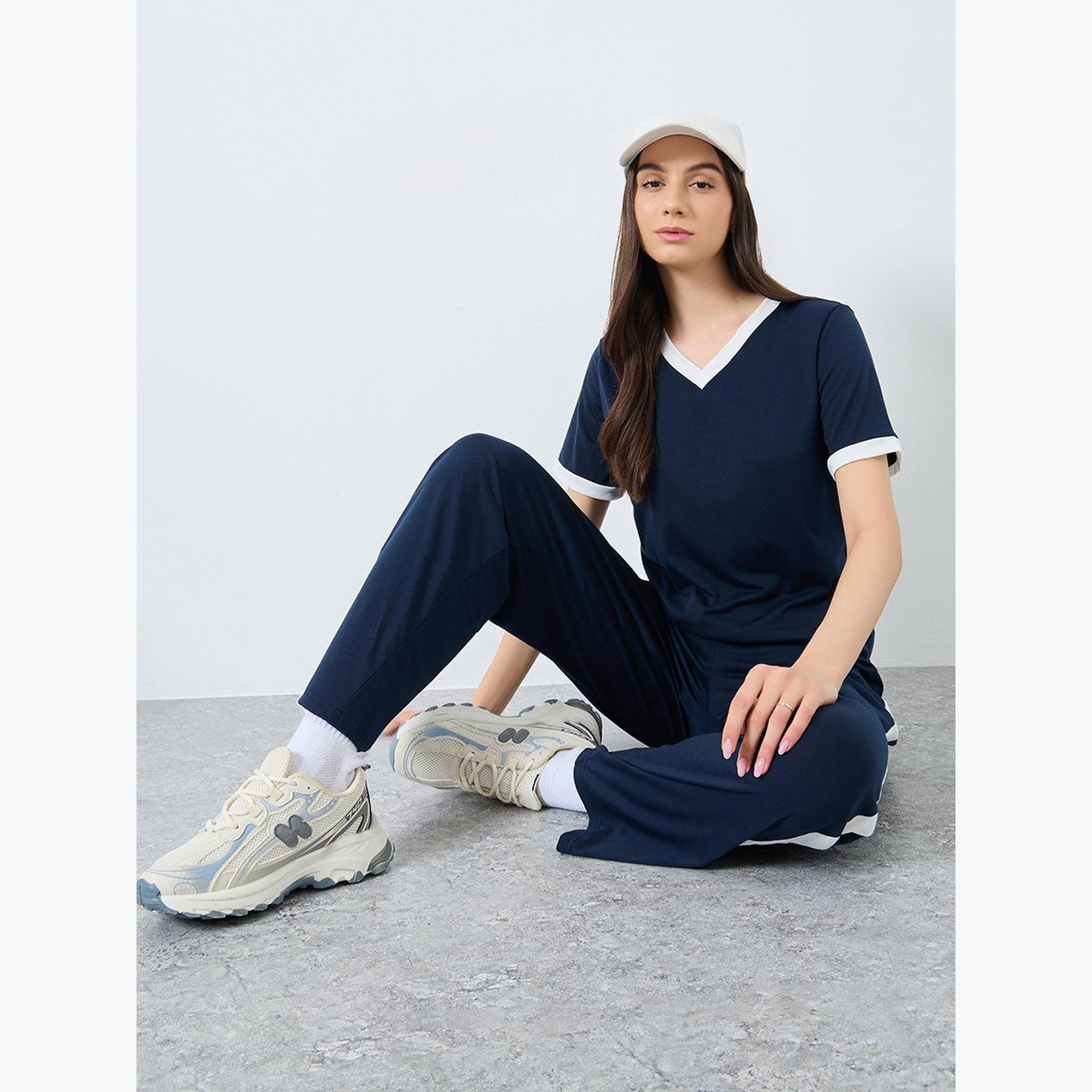 تيك تو - تي شيرت أزرق داكن مع بنطال رياضي للنساء-women-clothing-coordsets-image-2