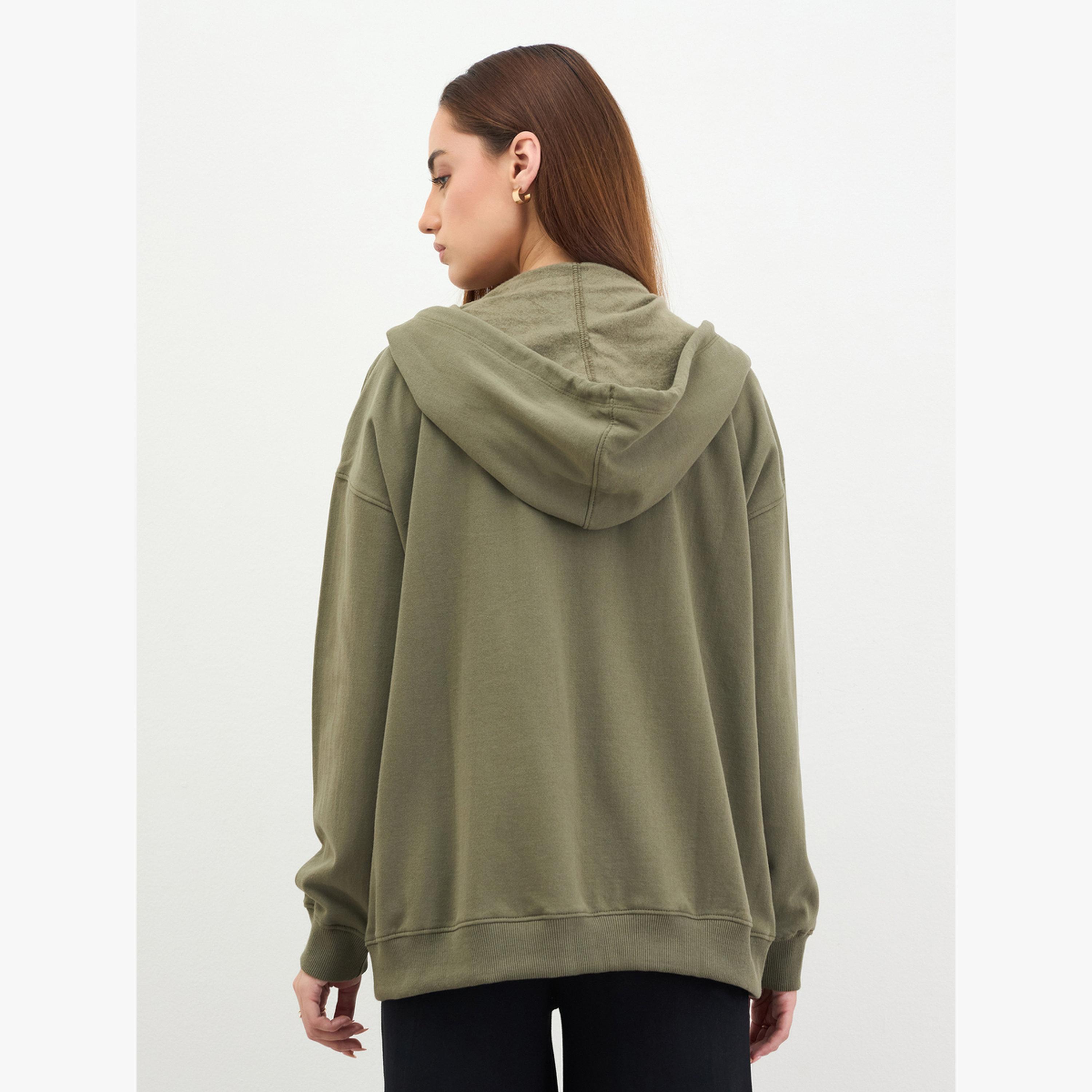 سويت شيرت طويل بتفاصيل مطرزة-women-clothing-hoodiesandsweatshirts-hoodies-image-5