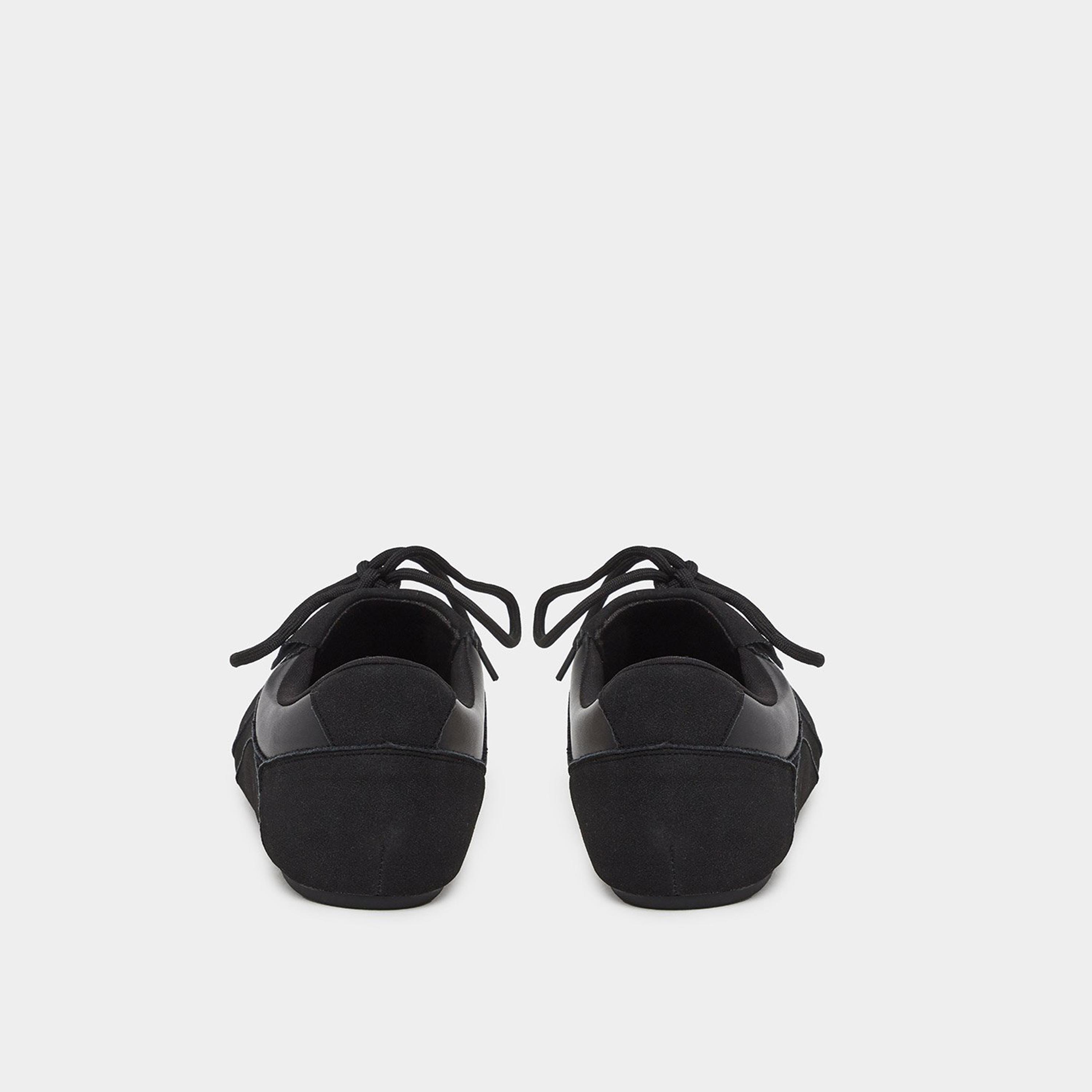 ستايلي - حذاء رياضي للنساء أسود برباط-women-shoes-sneakers-image-5
