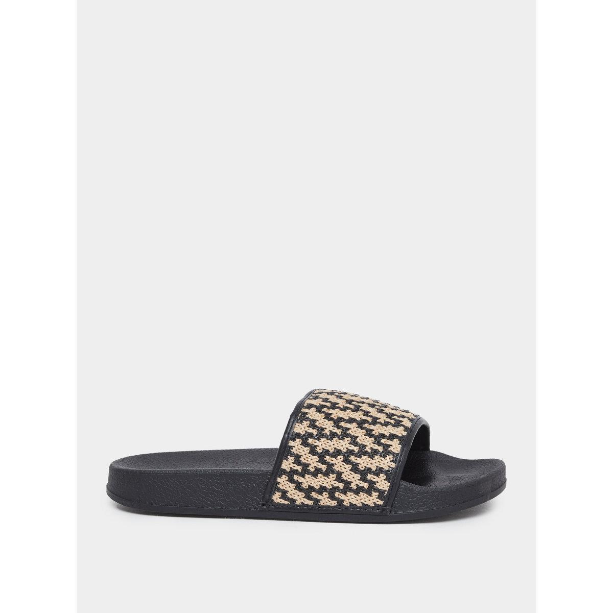 شبشب سهل الارتداء-women-shoes-flipflopsandslides-image-6