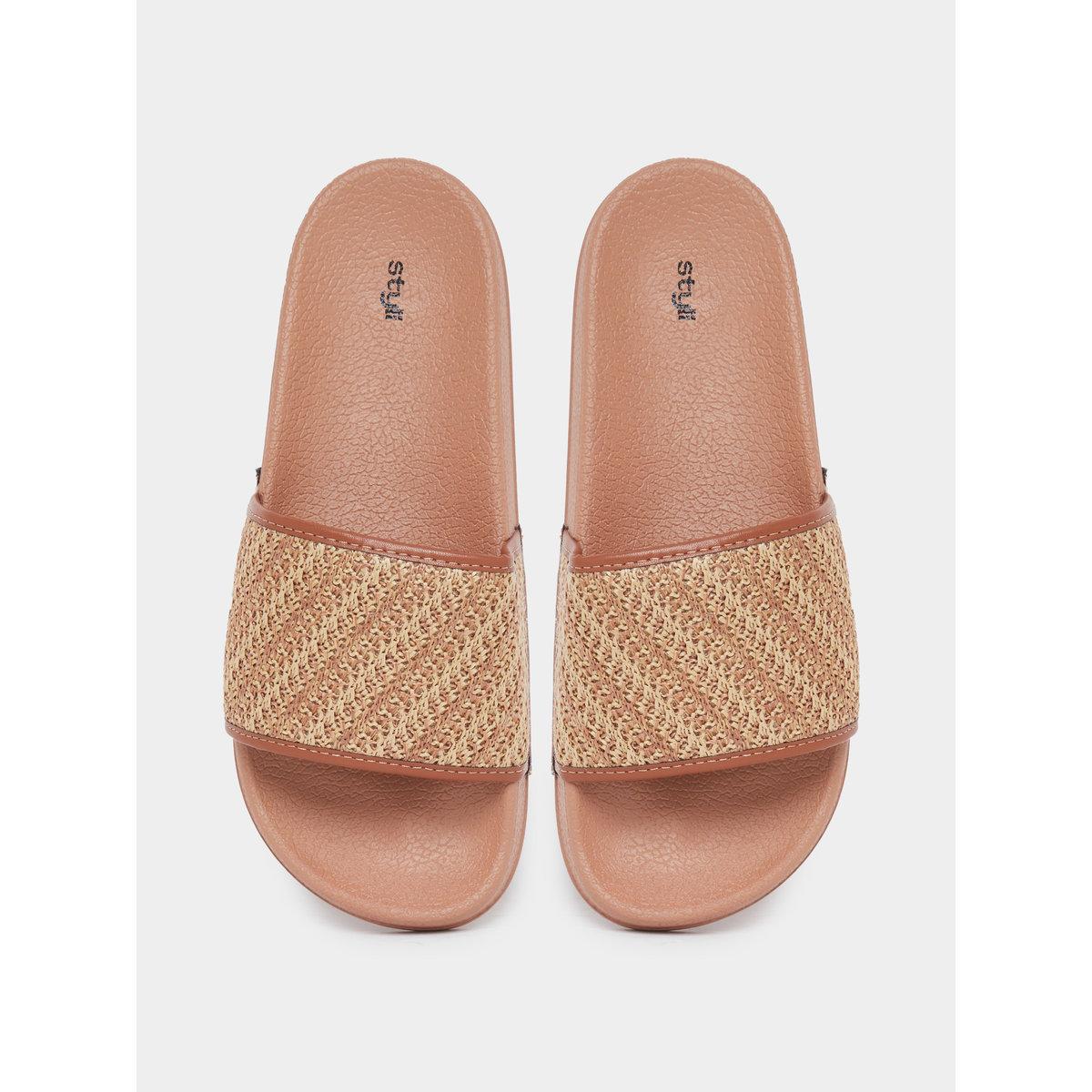 شبشب سهل الارتداء-women-shoes-flipflopsandslides-image-6