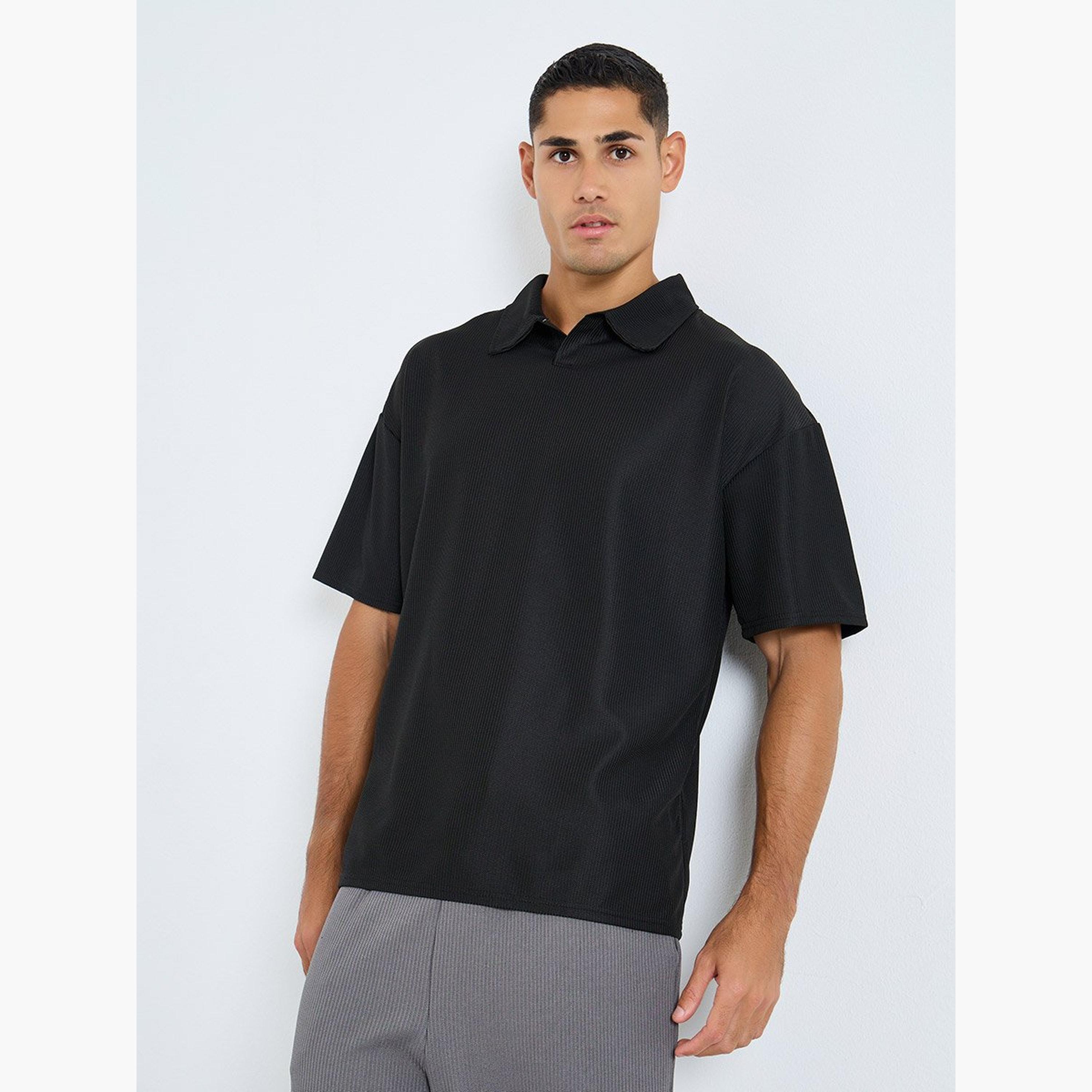 ستايلي - قميص بولو قصّة مريحة ومحكم مع ياقة مفتوحة-men-clothing-tshirtsandpolos-polos-image-1