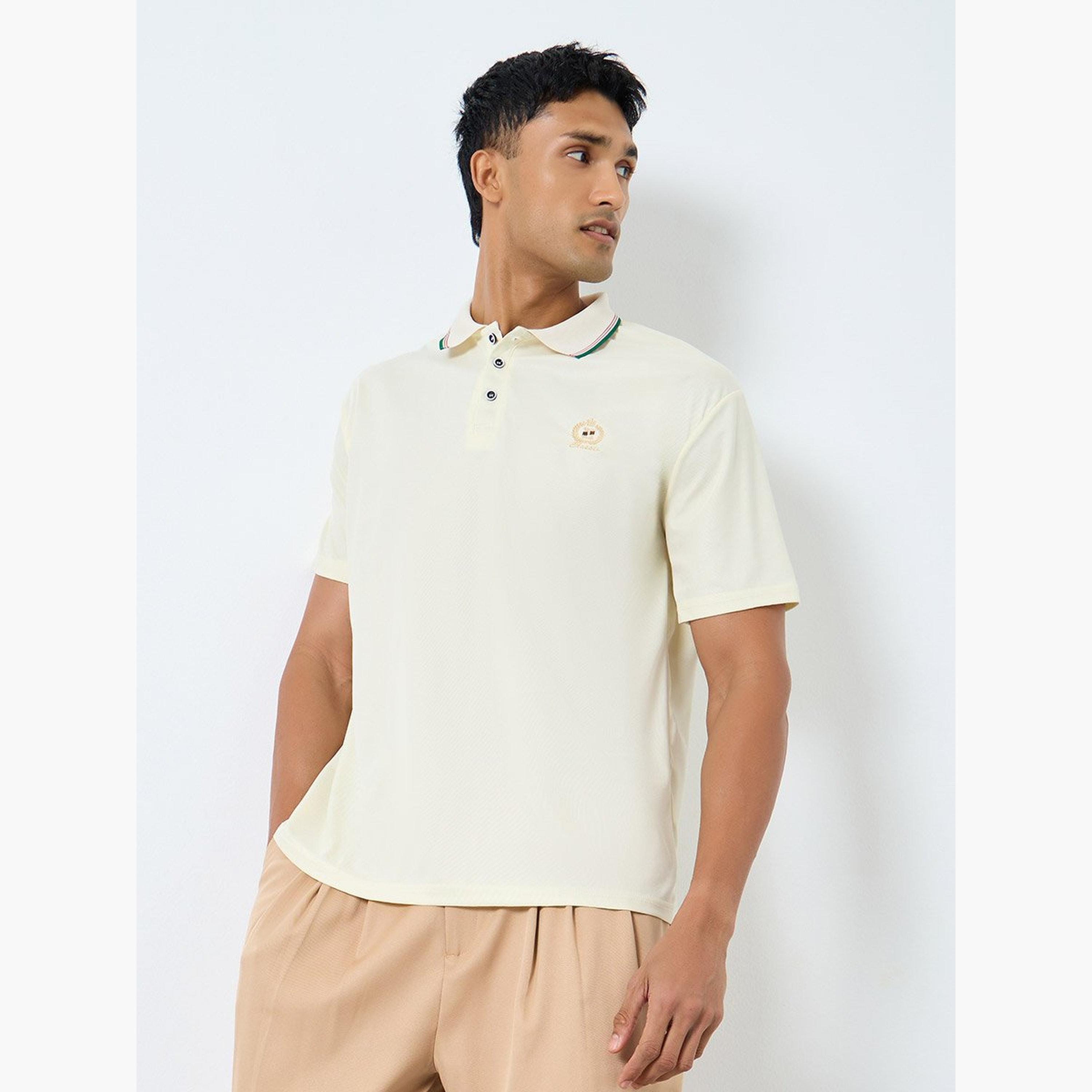 ستايلي - قميص بولو للرجال مطرز بقصّة قصّة قصّة مريح مع ياقة مطوية-men-clothing-sportswearandactivewear-tshirtsandpolos-image-1