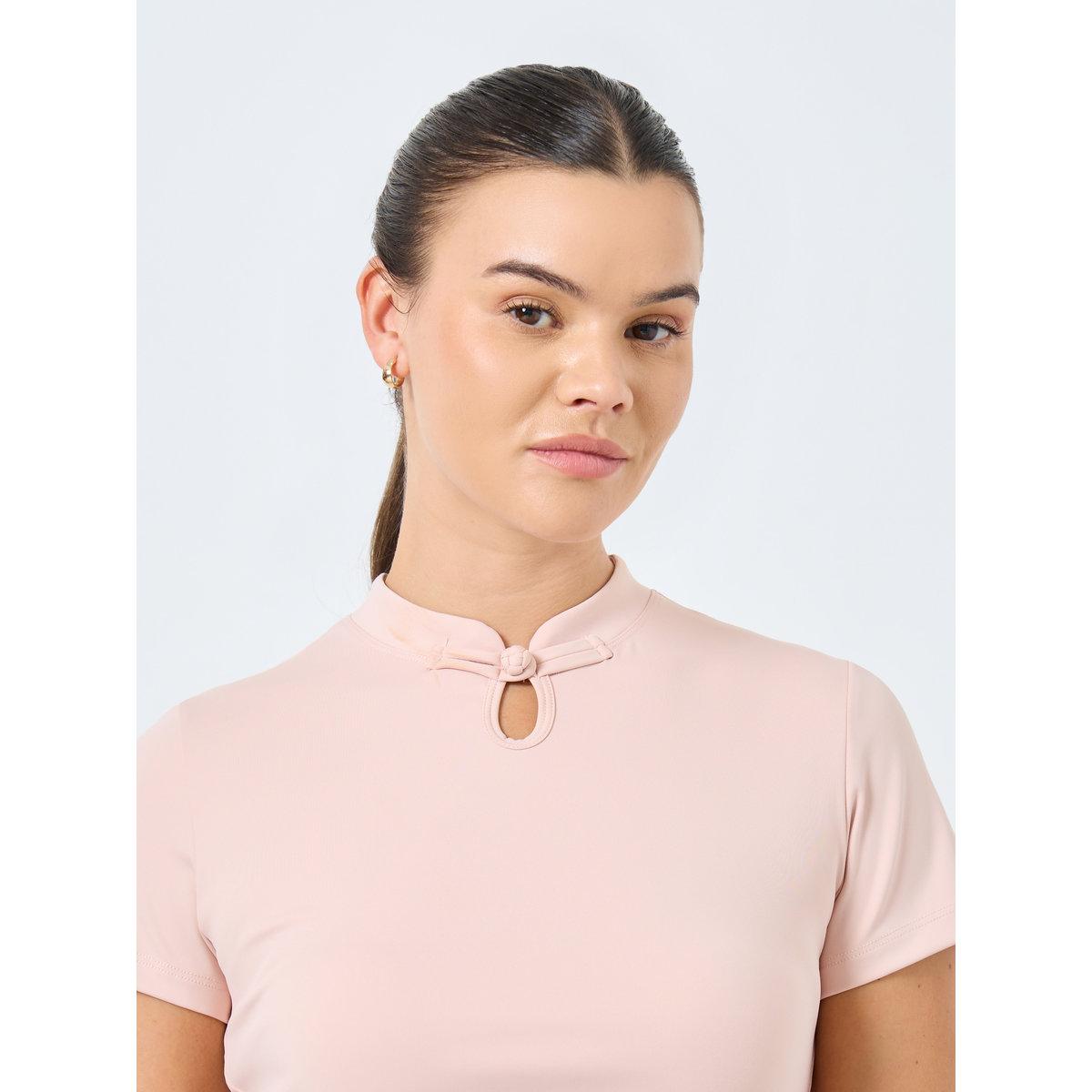 Styli Front Peep Side Gather Crop Top-men-clothing-sportswearandactivewear-tshirtsandpolos-image-3