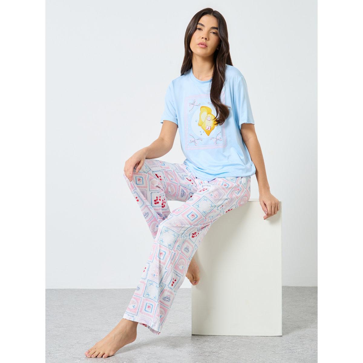 Styli Graphic Print T-Shirt and Straight Pyjama Set-women-clothing-nightwear-pyjamas-longsets-image-1