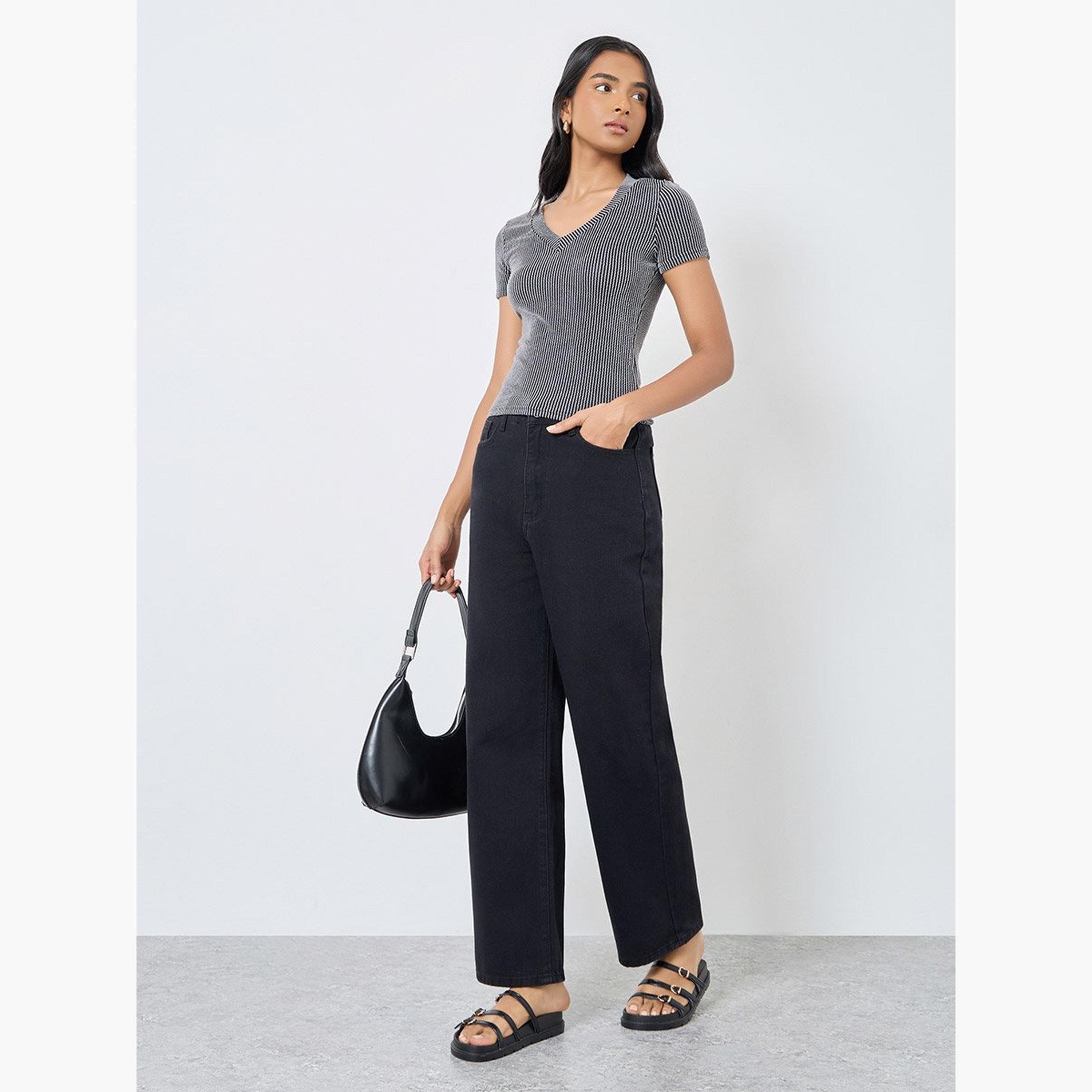 تيك تو - بلوزة محبوكة مخططة بفتحة رقبة على شكل حرف V-women-clothing-tshirts-image-2